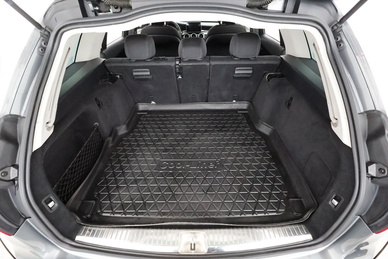 Mercedes-Benz C 2017 200 T A Business AMG * Vakkari / ILS LED / P.Tutkat / Sporttipenkit * - Suomi-auto / Viimeisin huolto ja katsastus 120tkm