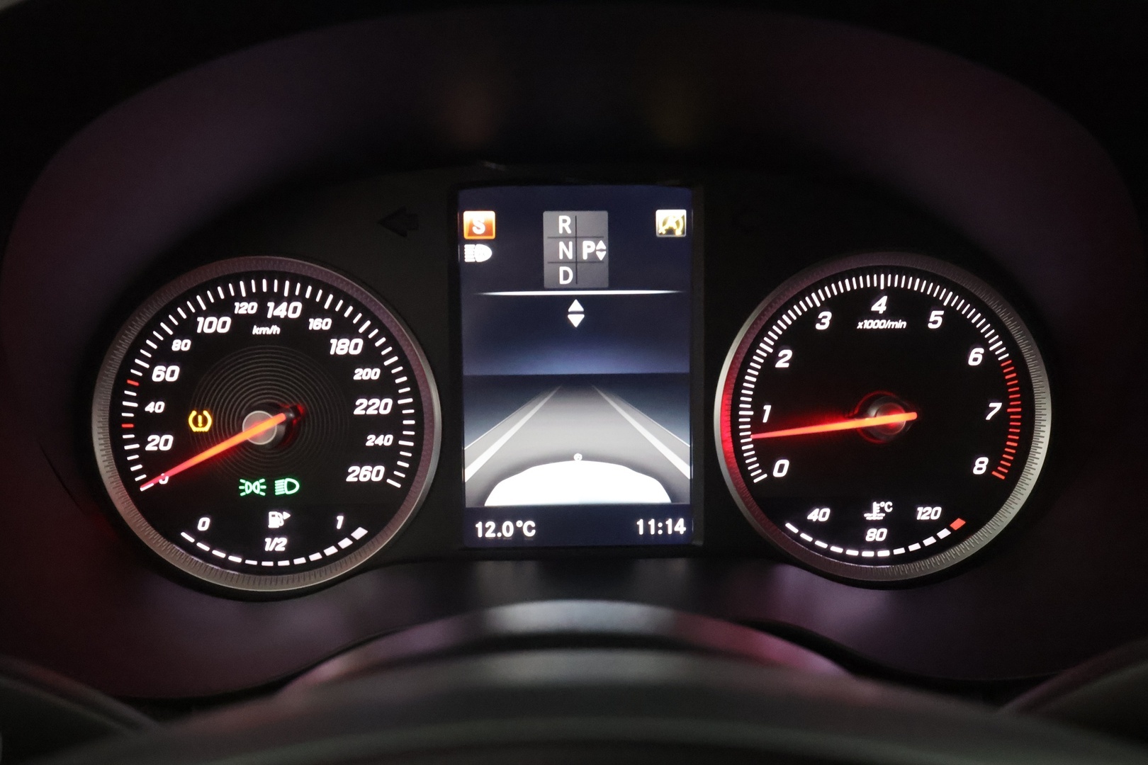 Mercedes-Benz C 2017 200 T A Business AMG * Vakkari / ILS LED / P.Tutkat / Sporttipenkit * - Suomi-auto / Viimeisin huolto ja katsastus 120tkm