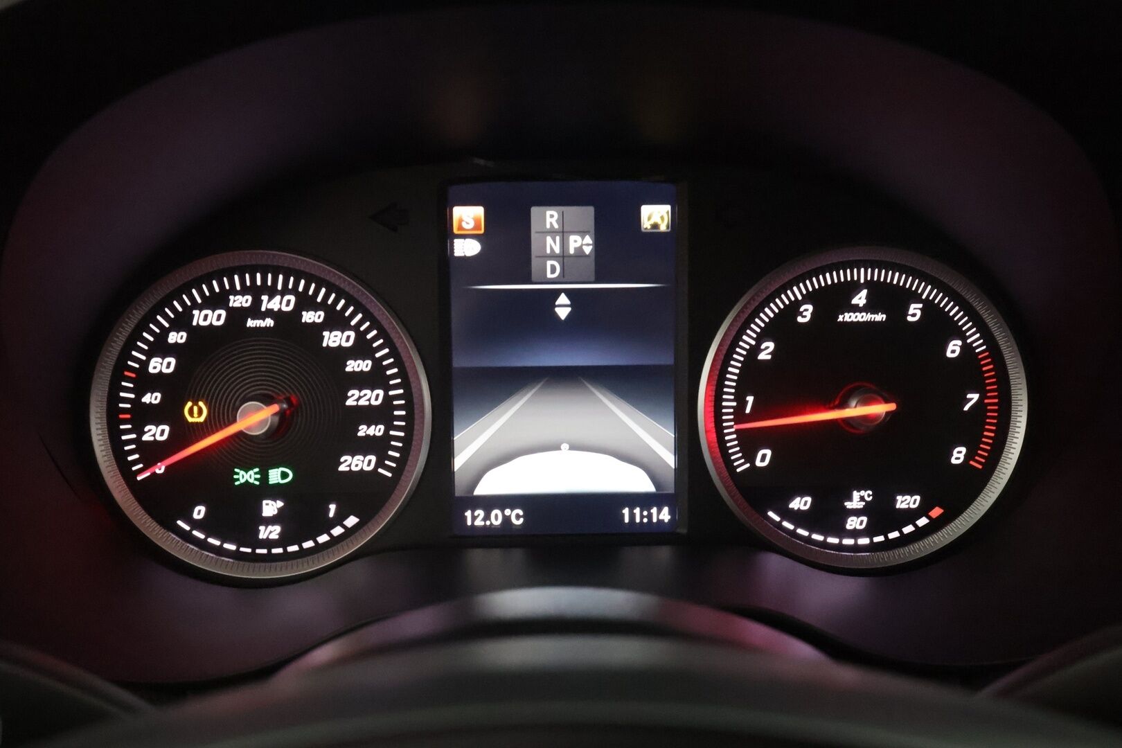 Mercedes-Benz C 2017 200 T A Business AMG * Vakkari / ILS LED / P.Tutkat / Sporttipenkit * - Suomi-auto / Viimeisin huolto ja katsastus 120tkm