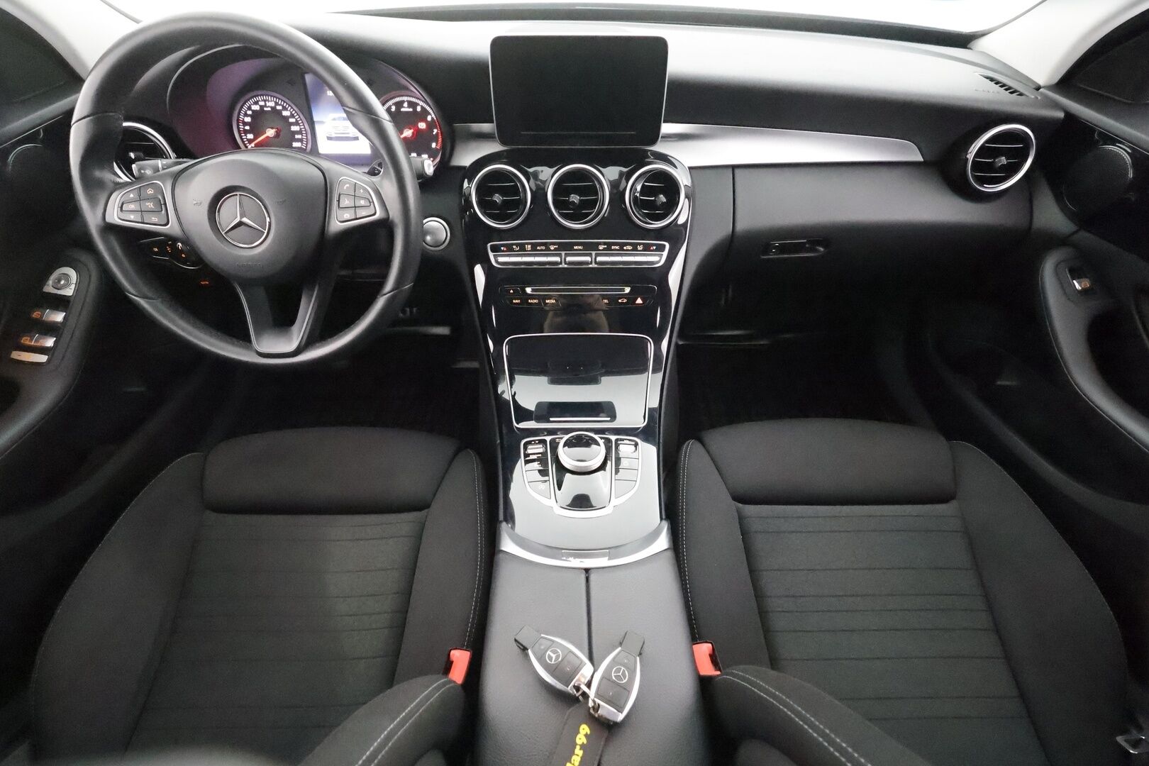 Mercedes-Benz C 2017 200 T A Business AMG * Vakkari / ILS LED / P.Tutkat / Sporttipenkit * - Suomi-auto / Viimeisin huolto ja katsastus 120tkm