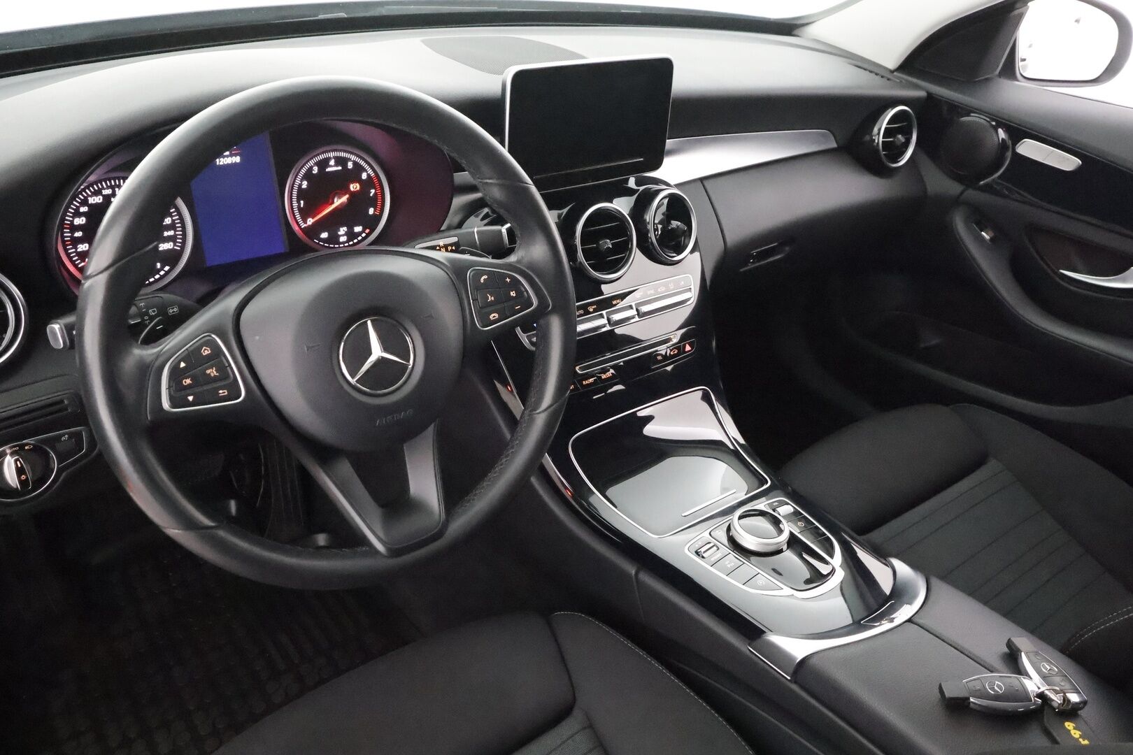 Mercedes-Benz C 2017 200 T A Business AMG * Vakkari / ILS LED / P.Tutkat / Sporttipenkit * - Suomi-auto / Viimeisin huolto 120tkm