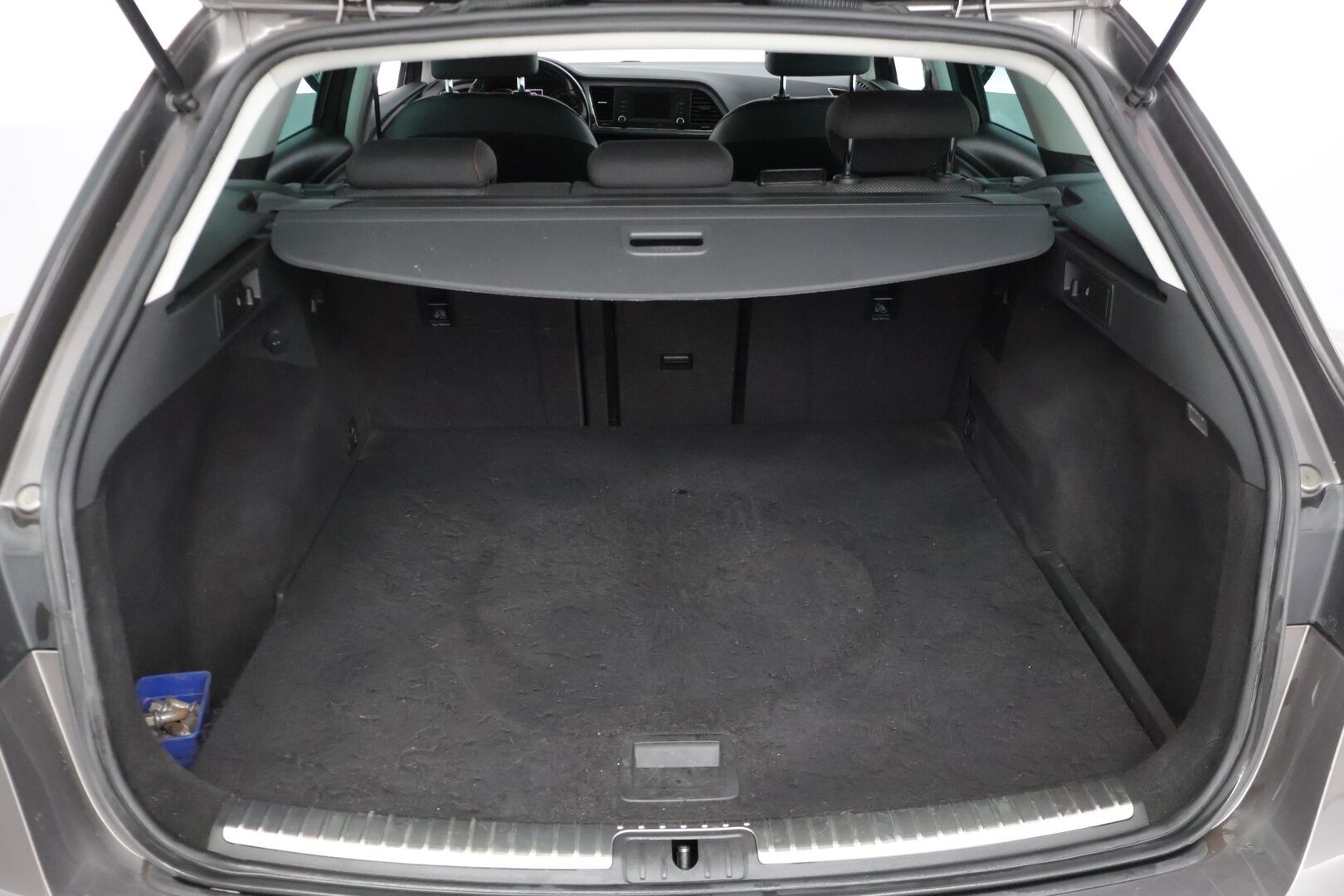 Seat Leon ST 2017 1,4 TSI 150 ACT FR DSG * Webasto / Vakkari / Tutkat / BT-audio * - Kahdet hyvät renkaat / Jakohihna vaihdettu! / Juuri katsastettu
