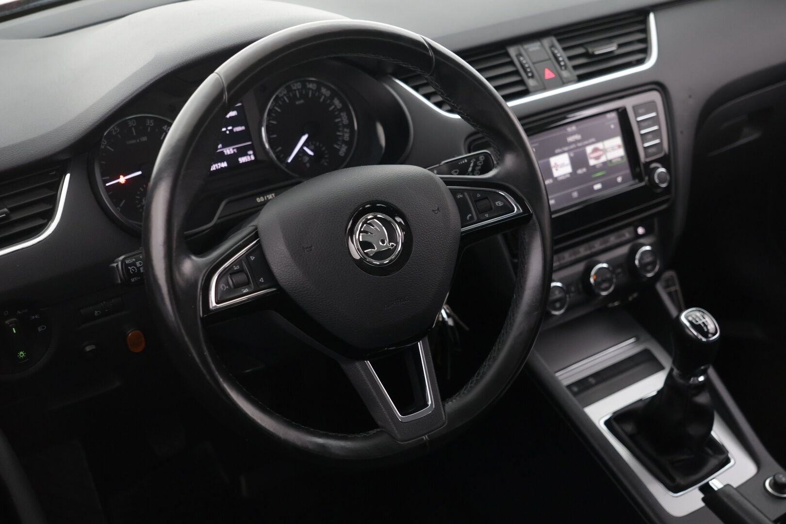 Skoda Octavia 2017 Combi 2,0 TDI 150 Ambition - | Webasto | Vakkari | Koukku | P-tutka | Bluetooth |