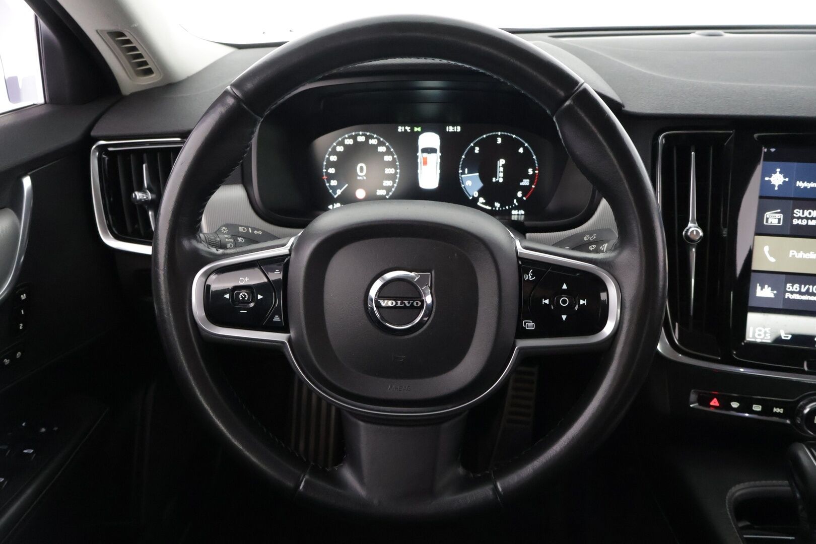 Volvo S90 2017 D4 Inscription aut *Näyttävä / Adapt. Vakkari / Webasto / Navi / Muistipenkit / Kaistavahti / 18&20" Vanteet!* - Komea yksilö / Särmä huoltohistoria / Sisäänajettu