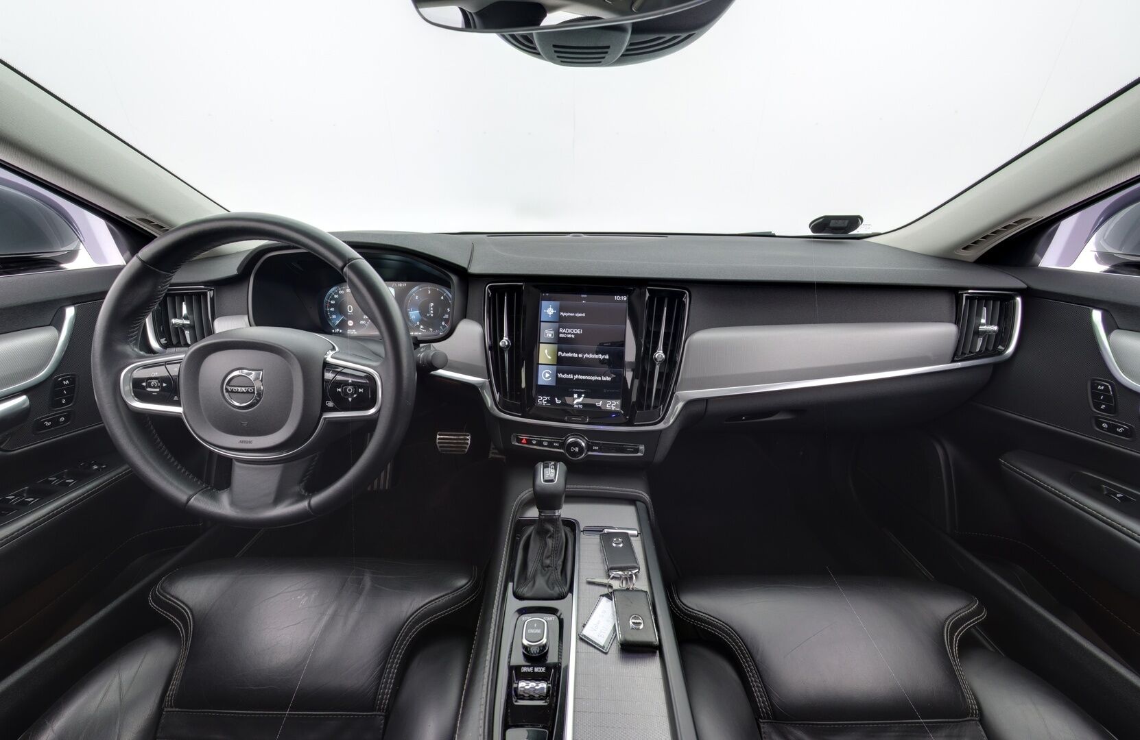 Volvo S90 2017 D4 Inscription aut *Näyttävä / Adapt. Vakkari / Webasto / Navi / Muistipenkit / Kaistavahti / 18&20" Vanteet!* - Komea yksilö / Särmä huoltohistoria / Sisäänajettu