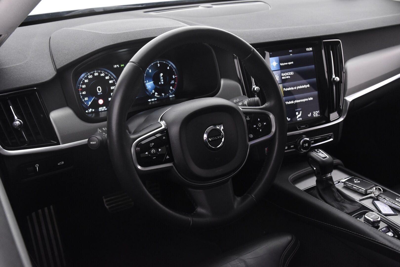 Volvo S90 2017 D4 Inscription aut *Näyttävä / Adapt. Vakkari / Webasto / Navi / Muistipenkit / Kaistavahti / 18&20" Vanteet!* - Komea yksilö / Särmä huoltohistoria / Sisäänajettu