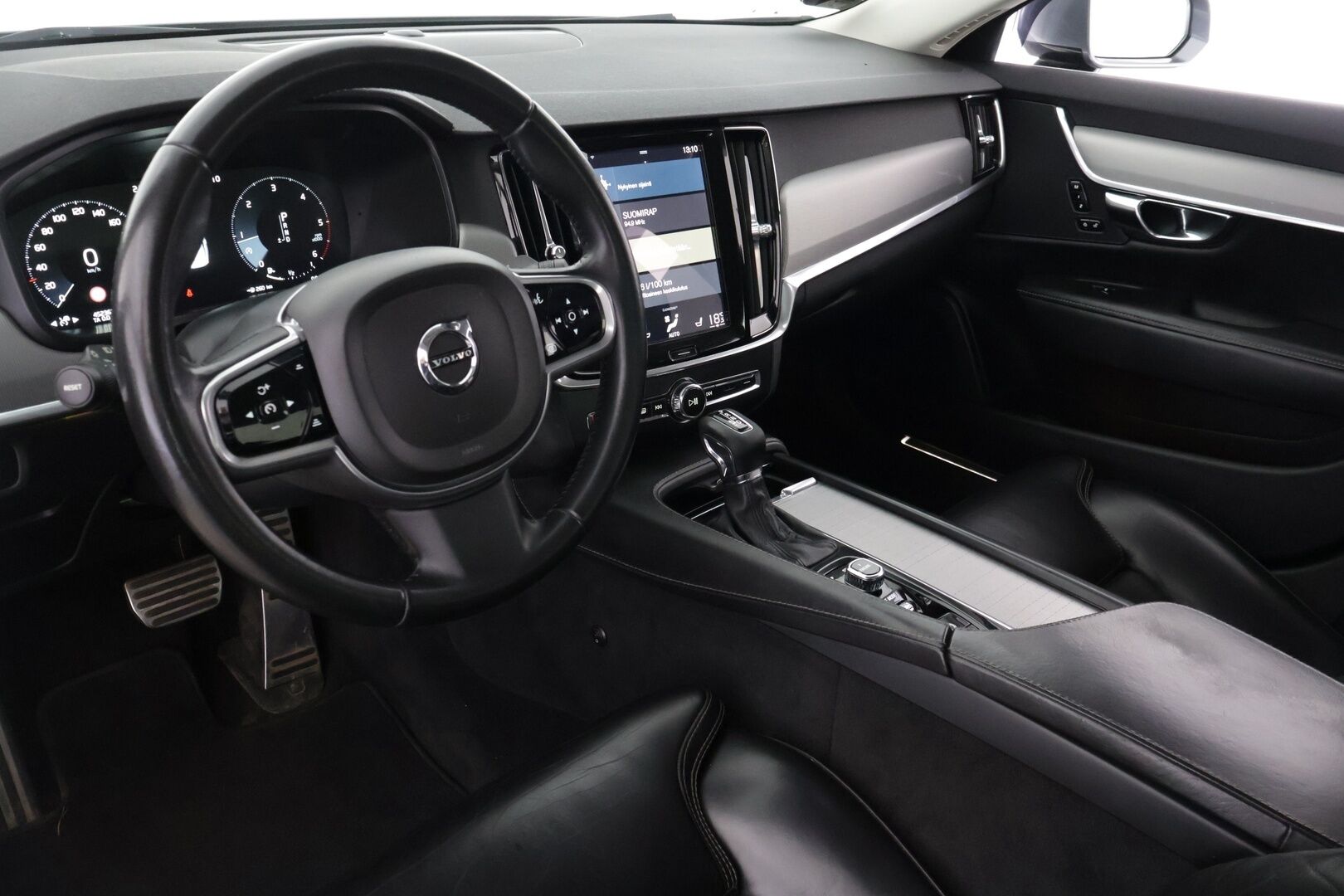 Volvo S90 2017 D4 Inscription aut *Näyttävä / Adapt. Vakkari / Webasto / Navi / Muistipenkit / Kaistavahti / 18&20" Vanteet!* - Komea yksilö / Särmä huoltohistoria / Sisäänajettu