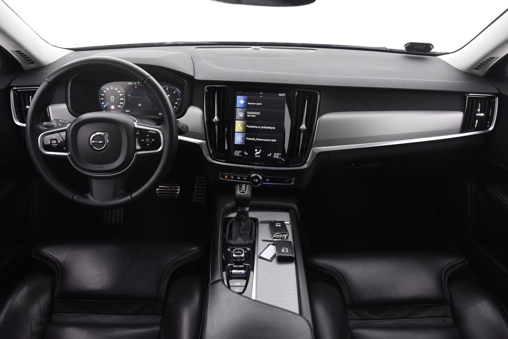 Volvo S90 2017 D4 Inscription aut *Näyttävä / Adapt. Vakkari / Webasto / Navi / Muistipenkit / Kaistavahti / 18&20" Vanteet!* - Komea yksilö / Särmä huoltohistoria / Sisäänajettu