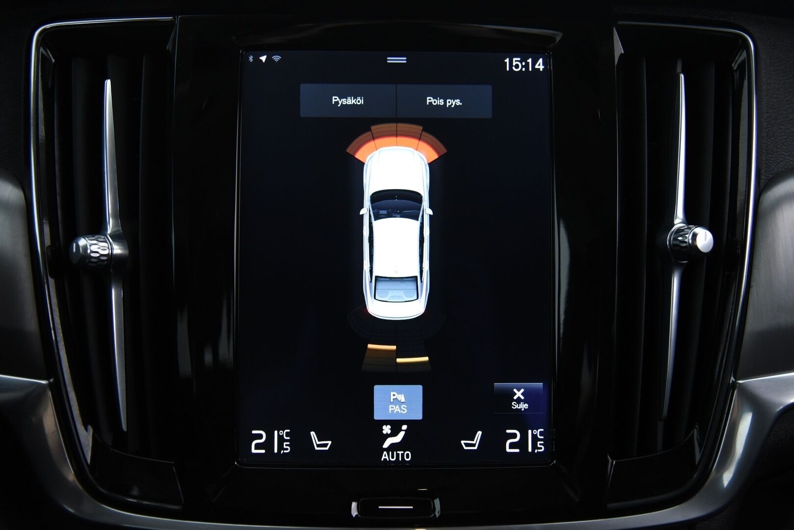 Volvo S90 2017 D4 Business aut / Adapt.Vakkari / Navi / PA-lisälämmitin / Vetokoukku / P-Tutkat / Keyless - 2-Omisteinen Suomi-Auto merkkiliikkeen huoltohistorialla!