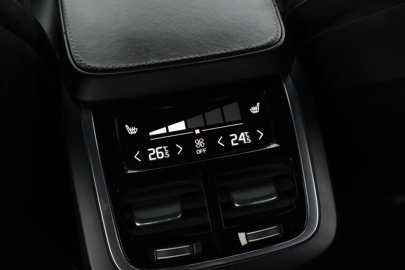 Volvo S90 2016 **YritysOutlet - Myydään vain yrityksille - Kahdet renkaat, Hyvät varusteet, Hyvä huoltohistoria.