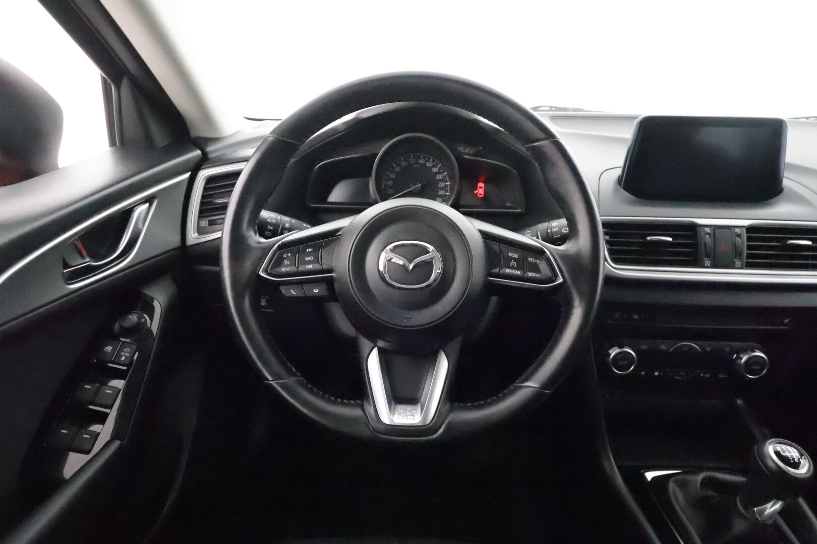 Mazda 3 2017 5HB 2,0 (120) SKYACTIV-G Premium Plus 6MT 5ov BV2 - Suomi-auto / Xenon / P. Tutka / Sisätilanlämmitin / Aut. Ilmastointi / 2x Avain / 2x Renkaat / 