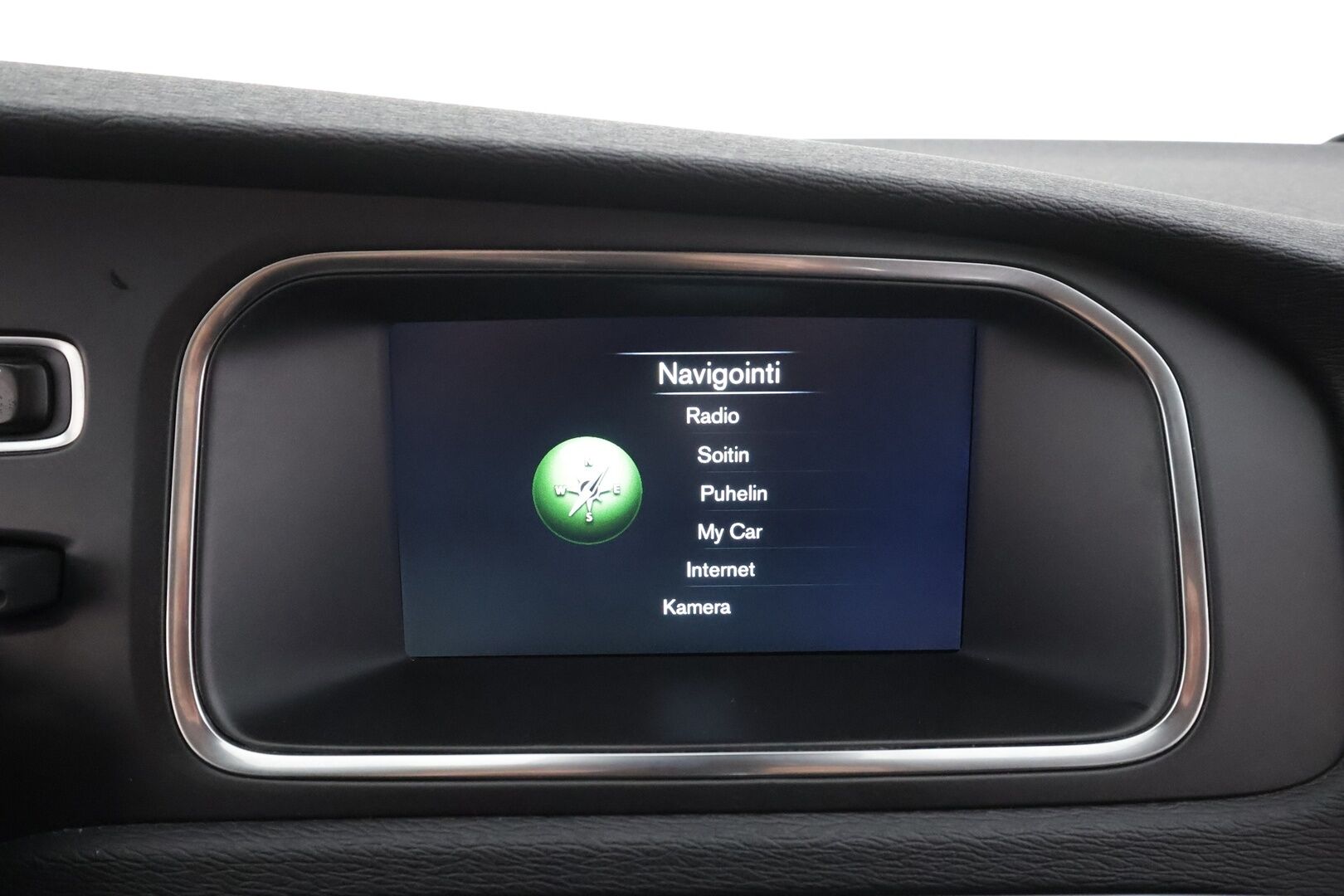 Volvo V40 2017 D2 Business aut * Webasto / P.Kamera / Full-LED / Vakkari / Bluetooth * - Suomi-auto / Merkkihuollot / Kahdet renkaat aluvanteilla - HULLUT AVAJAISHULINAT KORKOTARJOUS 3,29 %