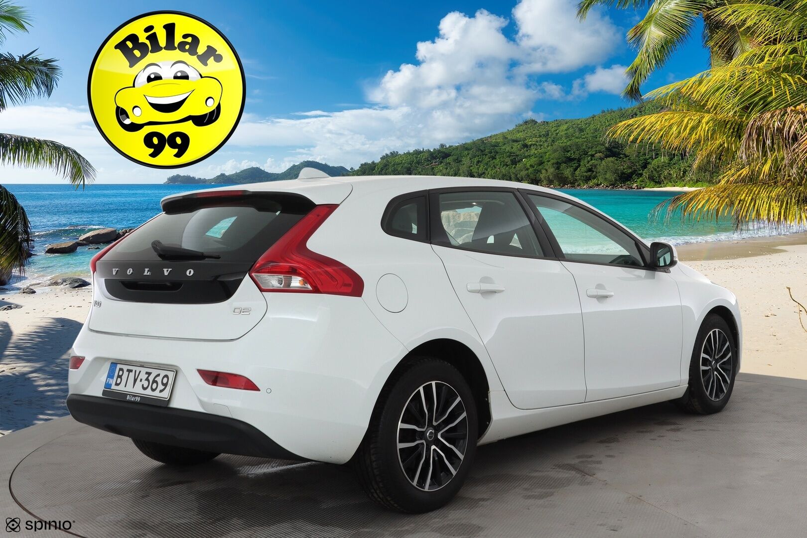 Volvo V40 2017 D2 Business aut * Webasto / P.Kamera / Full-LED / Vakkari / Bluetooth * - Suomi-auto / Merkkihuollot / Kahdet renkaat aluvanteilla - HULLUT AVAJAISHULINAT KORKOTARJOUS 3,29 %