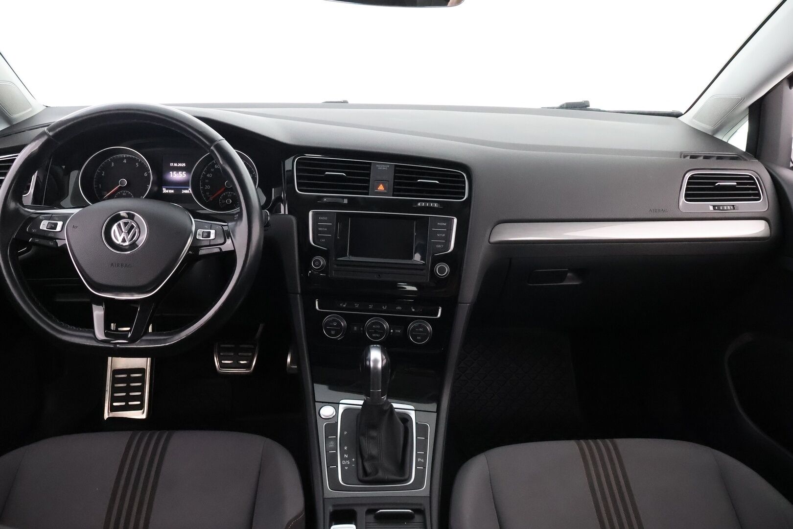Volkswagen Golf 2017 Variant Allstar 1,2 TSI 81 kW (110 hv) DSG-automaatti * Webasto / Vakkari / Peruutustutkat / Xenon / Kaarrevalot - 2x Renkaat / Juuri tullut Tampereelle!