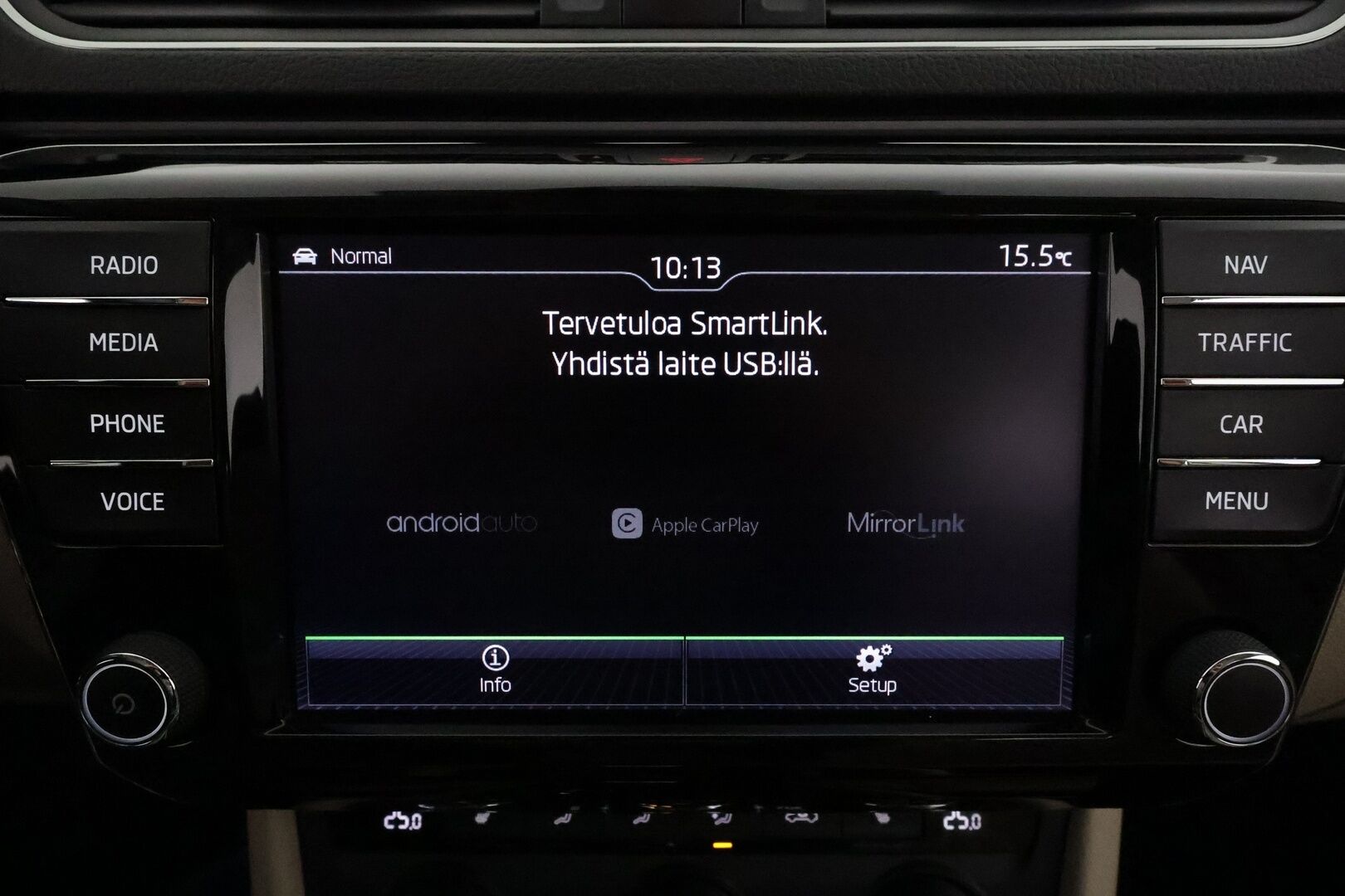 Skoda Superb 2017 Combi 2,0 TSI 280 4x4 L&K DSG *ACC / Webasto / Panorama / Muistipenkki / Ilmastoidut nahat / Navi / P.tutkat / Canton* - Suomi-auto / Kahdet renkaat aluvanteilla