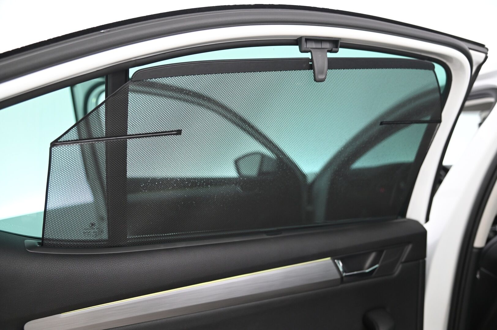 Skoda Superb 2017 1,8 TSI Elegance DSG Autom *Webasto / Lämmitettävä lasi / Kattolukku / ACC / Muistipenkki* - Juuri huollettu! / Canton äänentoisto & Navi / 2xrenkaat alumiinivantein!*