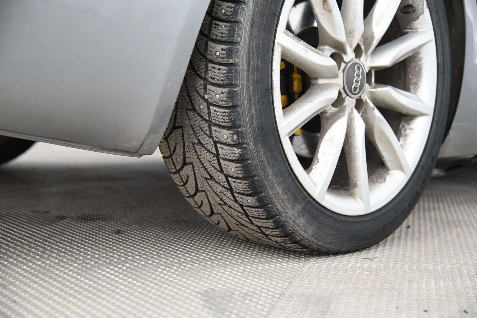 Audi A6 2007 Avant 3,0 TDI 165 kW quattro tiptronic-aut. / YritysOutlet - Myydään vain yrityksille - YritysOutlet - Myydään vain yrityksille