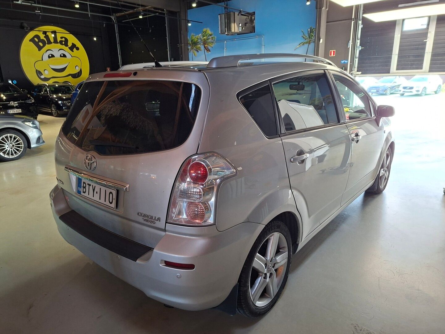 Toyota Corolla Verso 2009 1,8 VVT-i Superior 7p - Suomiauto | Merkkihuollot | Lohko&Sisäp | 7-Paikkainen | Peruutustutka | 2x Renkaat Aluvantein | Harvoin tarjolla!