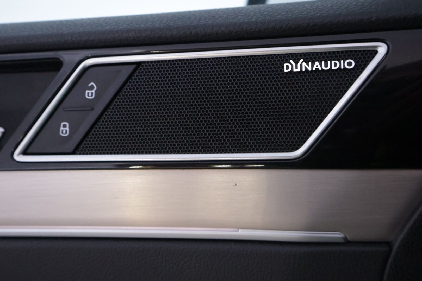 Volkswagen Passat 2016 Variant Highline 1,4 TSI 110 kW (150 hv) ACT DSG *ACC / DynAudio / LED ajovalot / S.Luukku / Digimittaristo* - *11kk leimaa!! / Jakopää tehty hiljattain!!*