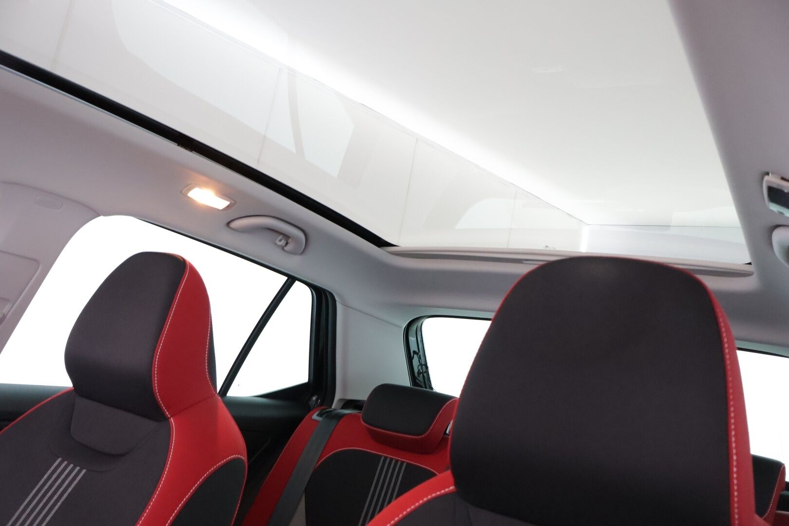 Skoda Fabia 2017 1,2 TSI 110 Monte Carlo *Lohko ja sisälämm. / Tutkat / Kessy / SmartLink / Vakkari* - *Suomi-Auto / 2xrenkaat ja vanteet / Siisti yksilö*