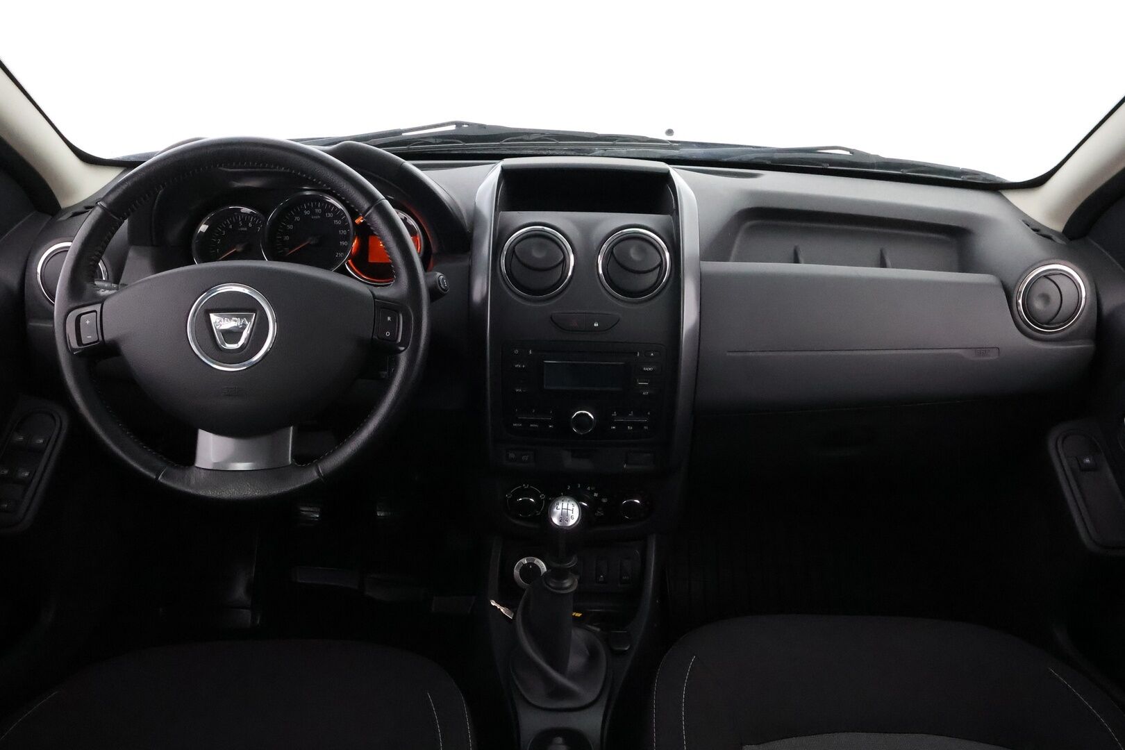 Dacia Duster 2016 TCe 125 S&S 4x4 Laureate * Suomiauto / Vetokoukku / Vakkari / Ketju vaihdettu / Lohkolämmitin!