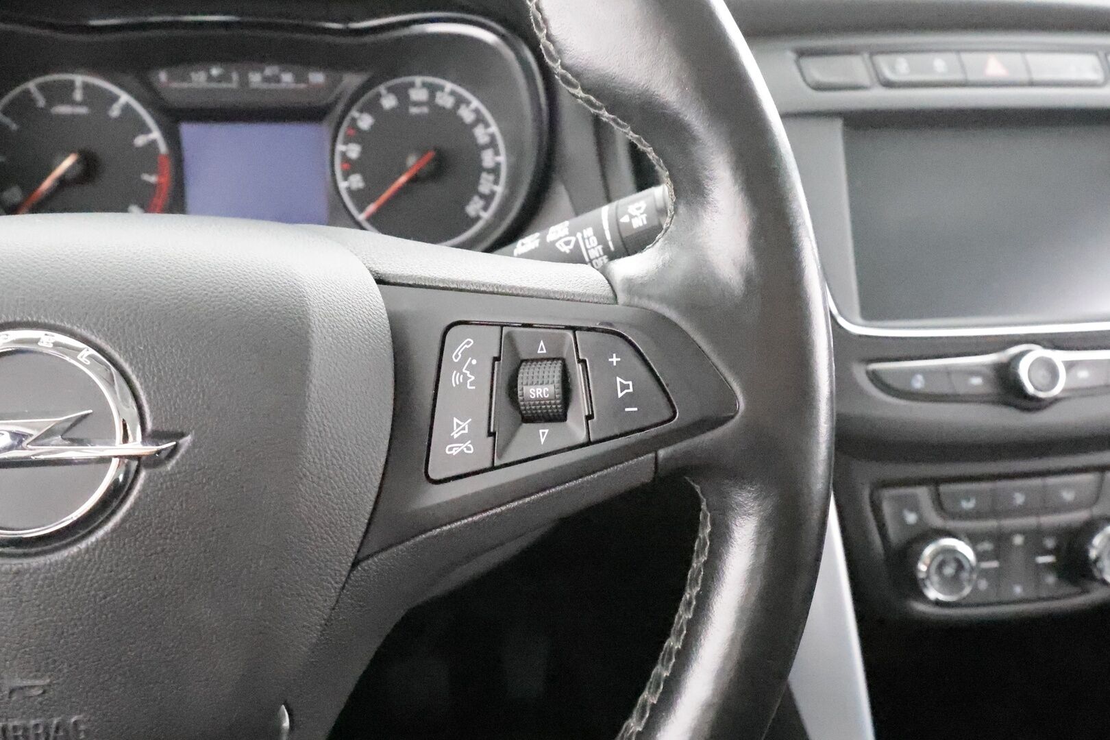 Opel Zafira 2018 Enjoy 1,4 Turbo ecoFLEX 103kW MT6 7-paik * Matrix-LED / P.kamera / Vakkari / Sportpenkit / Bluetooth / Ratinlämmitys * - Suomi-auto / Kahdet renkaat - Osta nyt, maksa vasta ensi vuonna