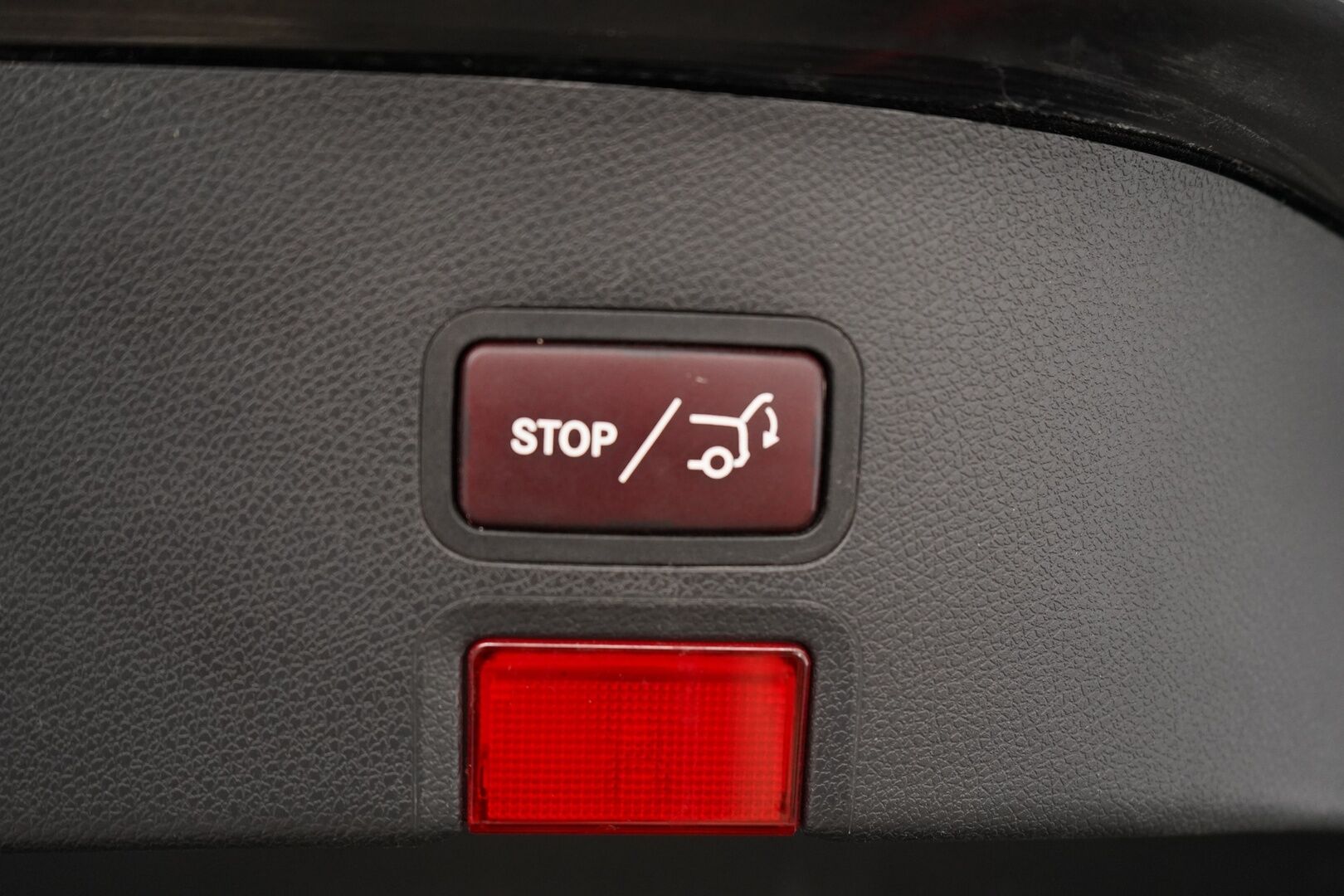 Mercedes-Benz CLA 2016 250 4Matic A Shooting Brake Business AMG *Panorama / Webasto  / Äänentoisto / Nahat / Muistipenkit / Kamera* - Säntilliset huollot / Kahdet renkaat AMG vantein