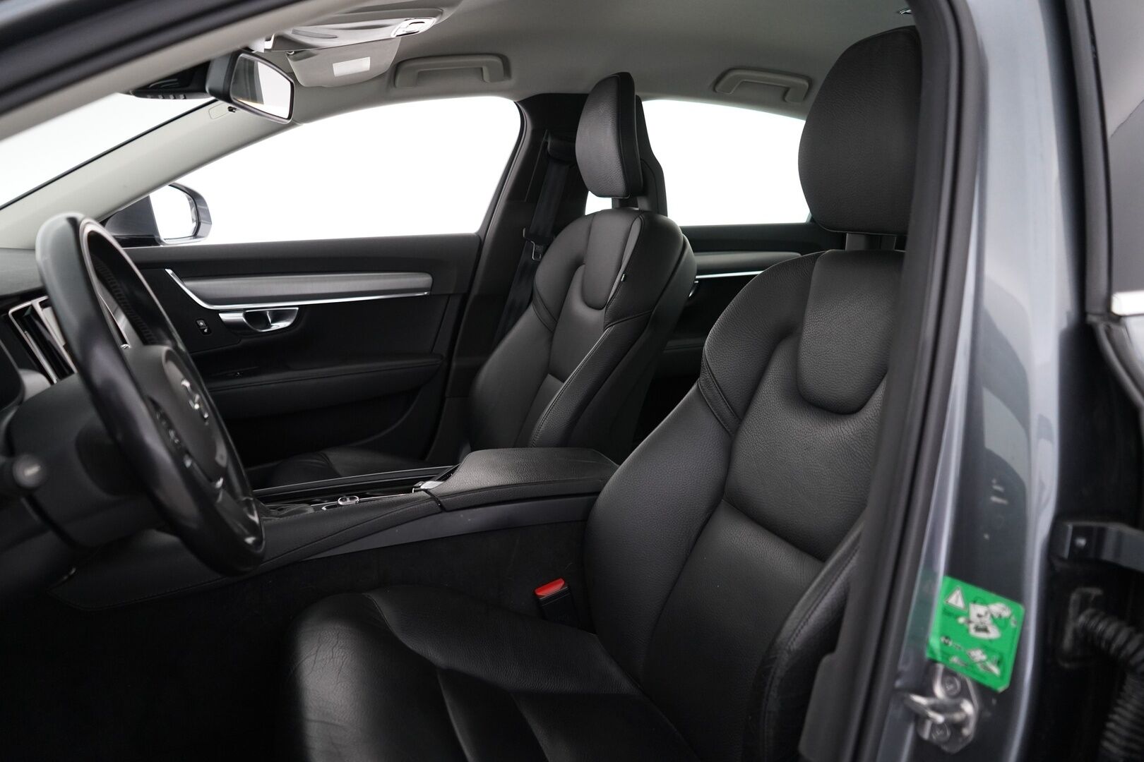 Volvo S90 2017 D3 Momentum aut - | ACC | Webasto | Koukku | Nahkasisusta | Pilot assist | Keyless | Suomi-auto | Kahdet renkaat | Hyvin huollettu / EI Adblue |
