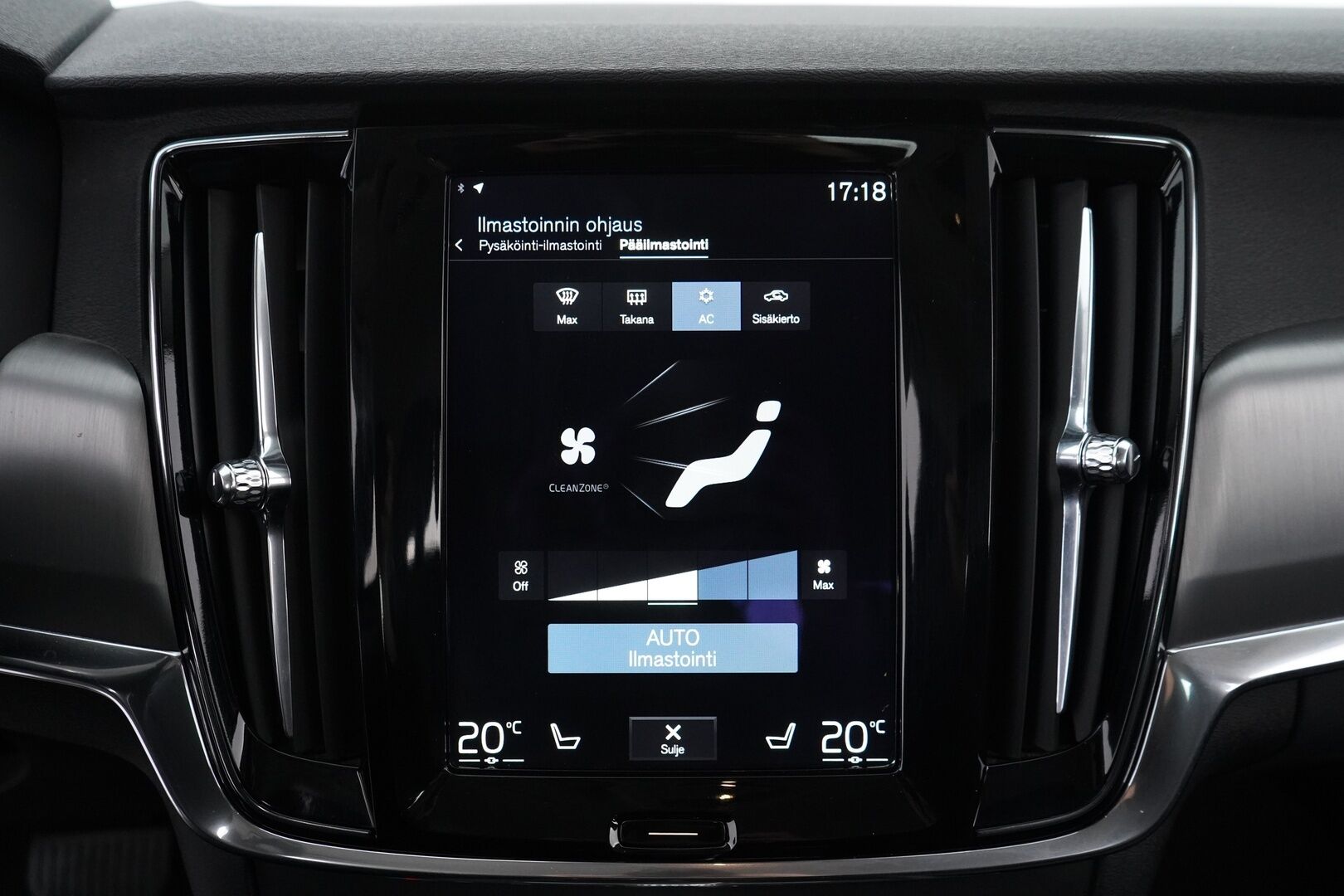 Volvo S90 2017 D3 Momentum aut - | ACC | Webasto | Koukku | Nahkasisusta | Pilot assist | Keyless | Suomi-auto | Kahdet renkaat | Hyvin huollettu / EI Adblue |