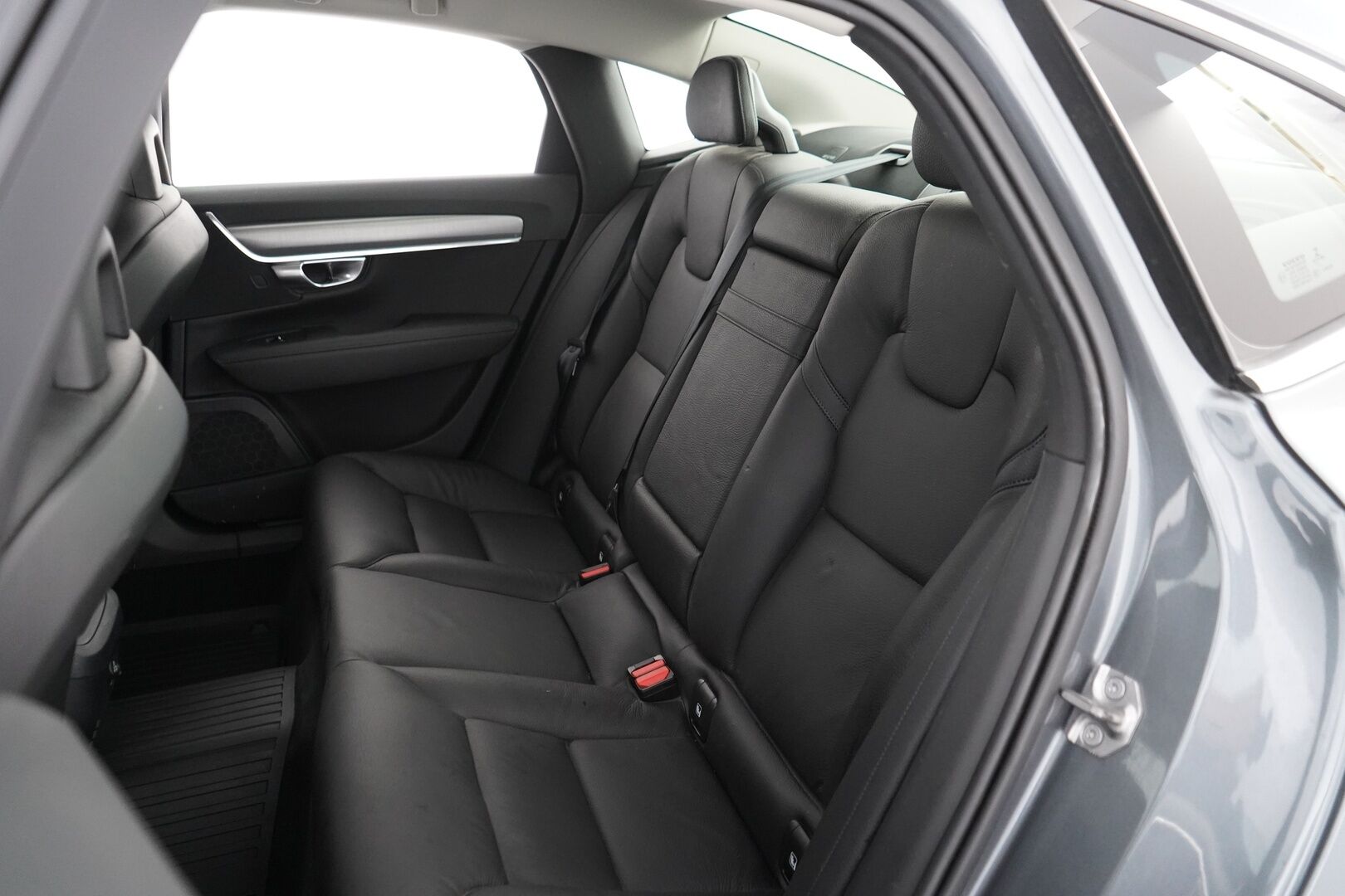 Volvo S90 2017 D3 Momentum aut - | ACC | Webasto | Koukku | Nahkasisusta | Pilot assist | Keyless | Suomi-auto | Kahdet renkaat | Hyvin huollettu / EI Adblue |