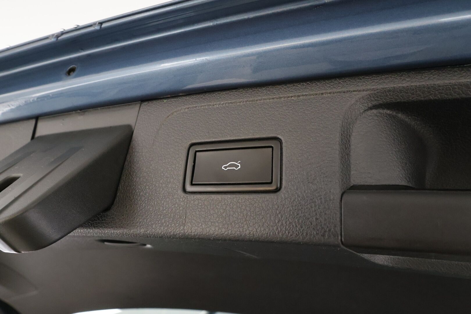 Volkswagen Passat 2017 Variant Comfortline 1,4 TSI 92 kW DSG * Vakkari / P.tutkat / LED / Navi / Webasto * - Suomi-auto / Kahdet renkaat aluvanteilla - HULLU BLACKWEEK KORKOTARJOUS 2,49%