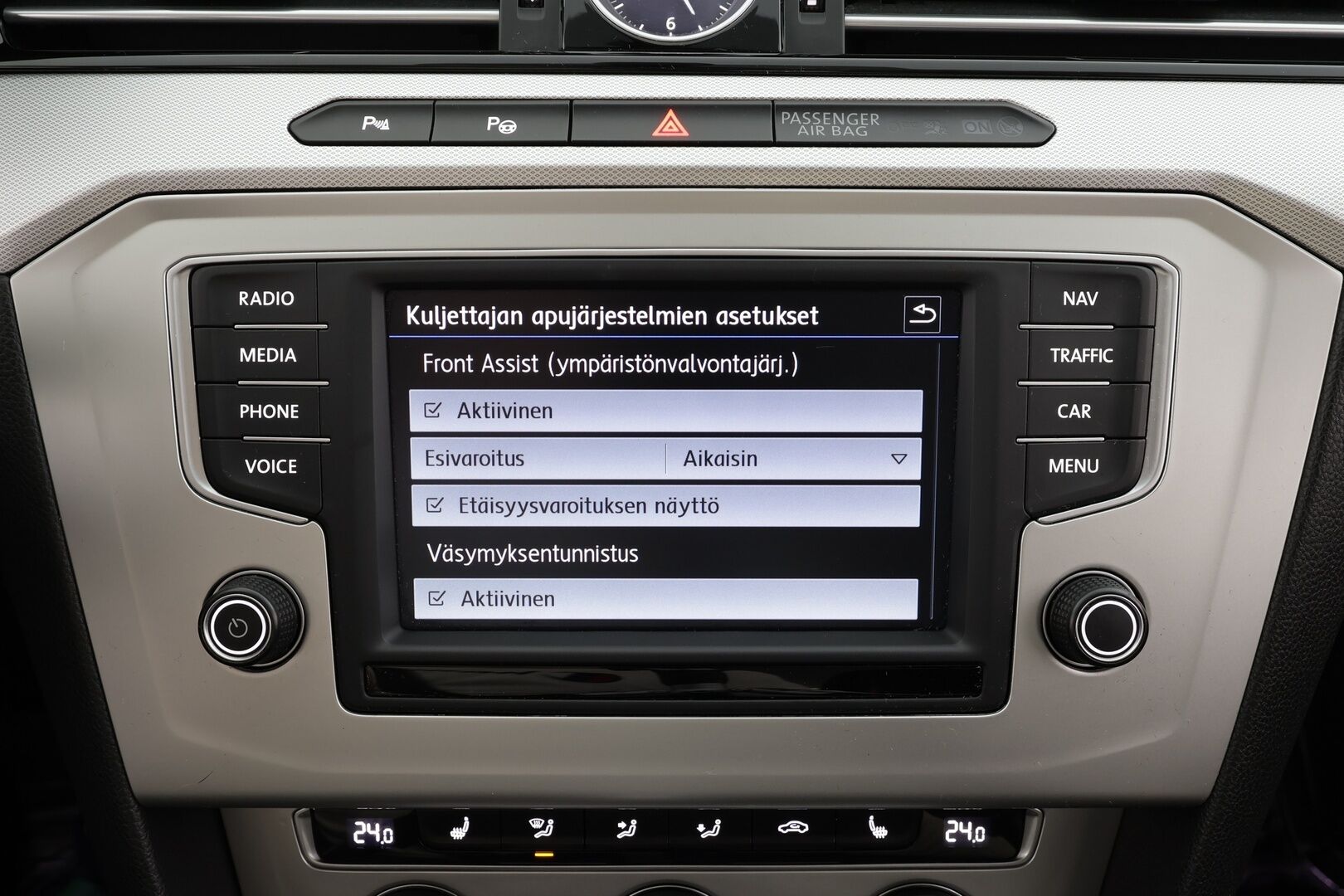 Volkswagen Passat 2017 Variant Comfortline 1,4 TSI 92 kW DSG * Vakkari / P.tutkat / LED / Navi / Webasto * - Suomi-auto / Kahdet renkaat aluvanteilla - HULLU BLACKWEEK KORKOTARJOUS 2,49%