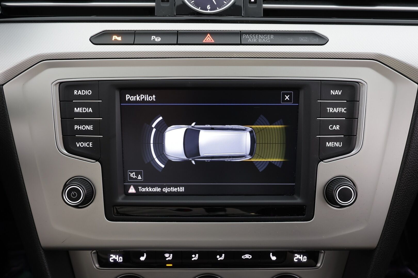 Volkswagen Passat 2017 Variant Comfortline 1,4 TSI 92 kW DSG * Vakkari / P.tutkat / LED / Navi / Webasto * - Suomi-auto / Kahdet renkaat aluvanteilla - HULLU BLACKWEEK KORKOTARJOUS 2,49%