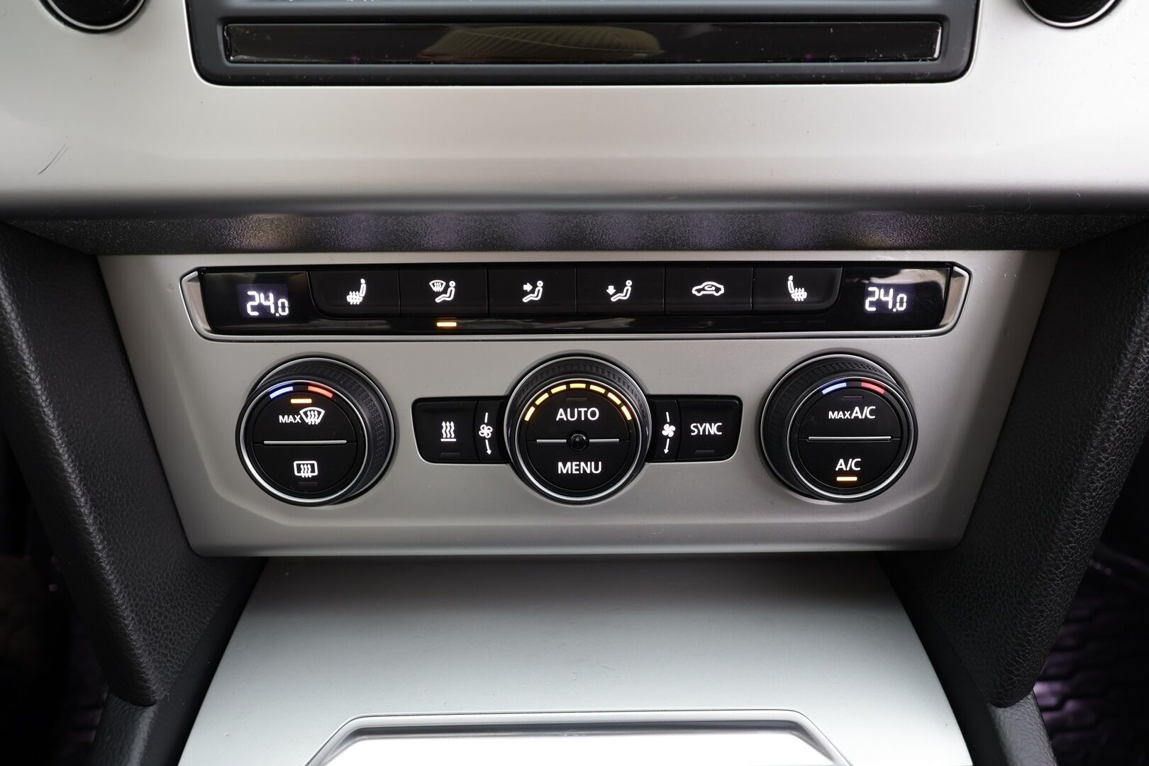 Volkswagen Passat 2017 Variant Comfortline 1,4 TSI 92 kW DSG * Vakkari / P.tutkat / LED / Navi / Webasto * - Suomi-auto / Kahdet renkaat aluvanteilla - HULLU BLACKWEEK KORKOTARJOUS 2,49%