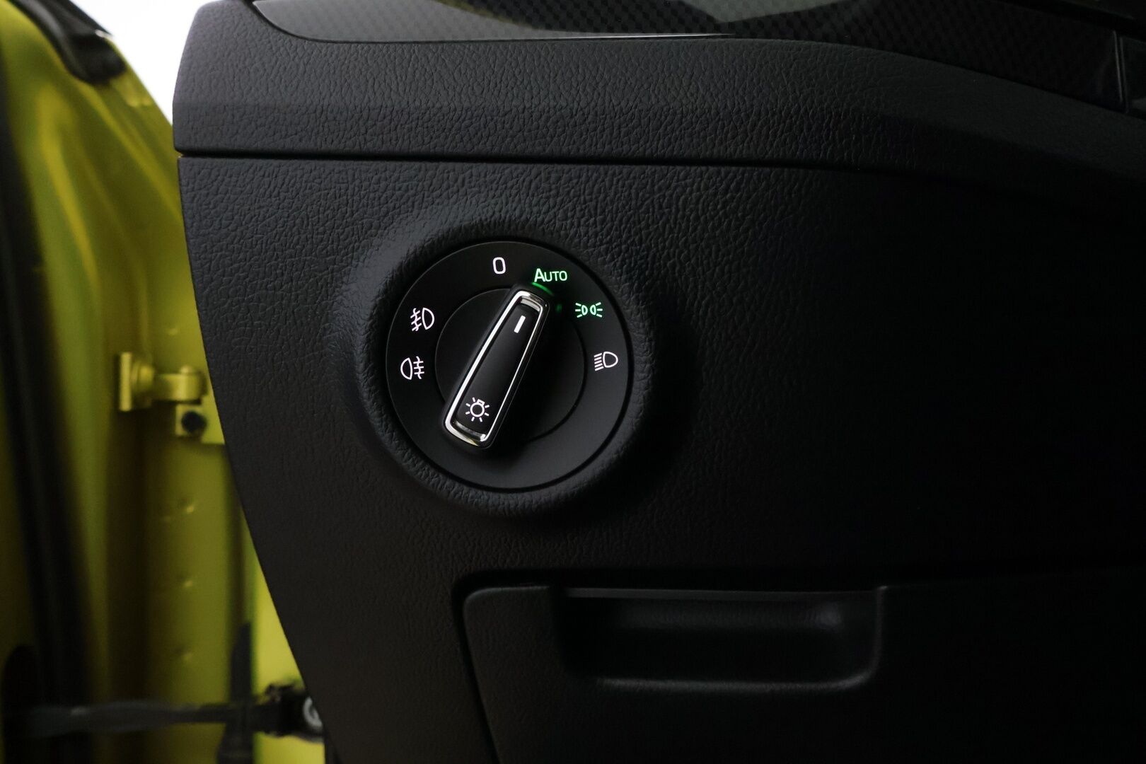 Skoda Superb 2017 2,0 TDI 190 4x4 SportLine DSG Autom. * Webasto / Adapt.Vakkari / Canton / Vetokoukku / Nahka-Alcantara / Adapt.LED - Supervarusteet / Hyvin huollettu / Juuri tullut Tampereelle!