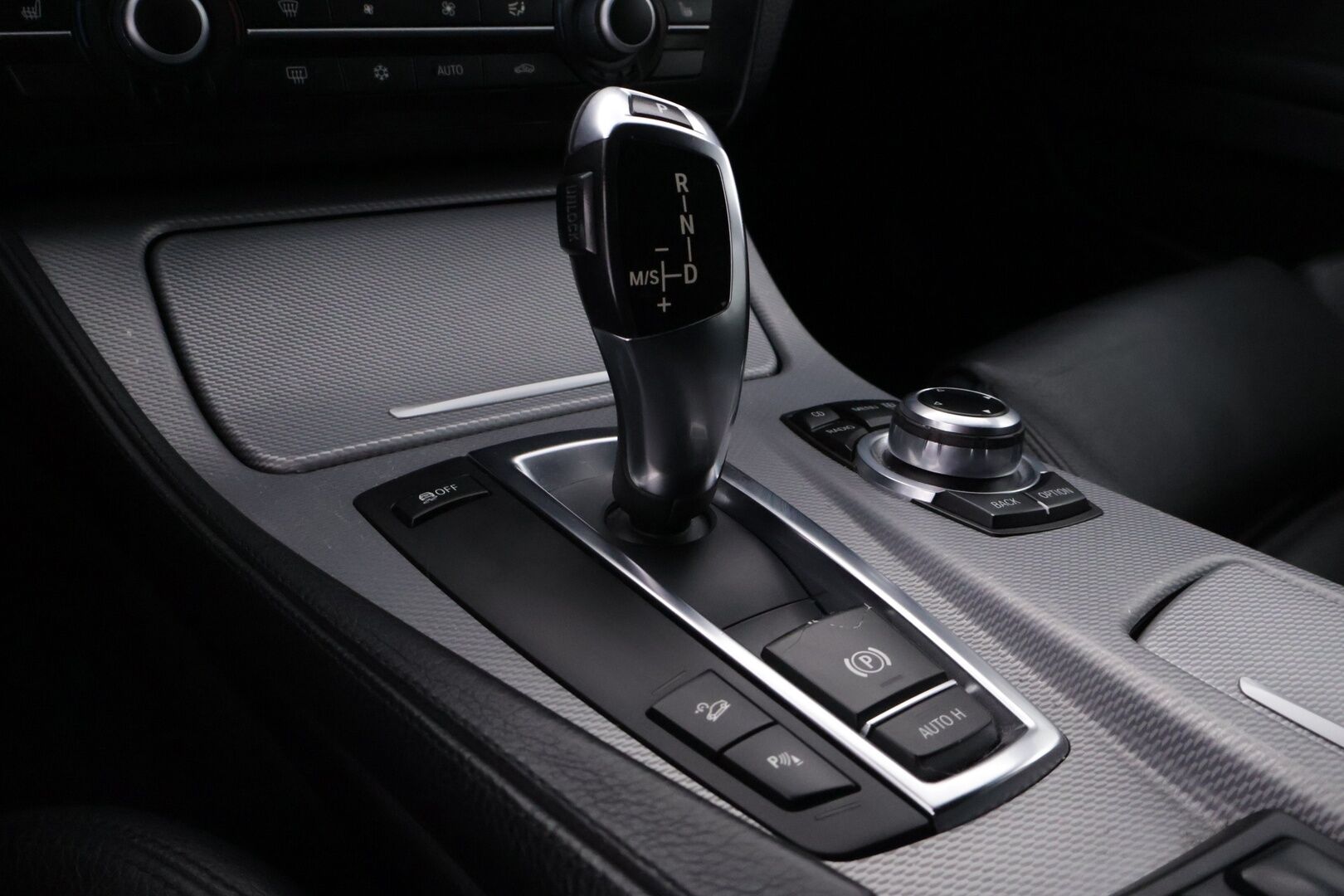 BMW 530 2011 xDrive A F11 Touring M-Sport - YritysOutlet - Myydään vain yrityksille - Todella siistikuntoinen! / BC-Racing alustasarja