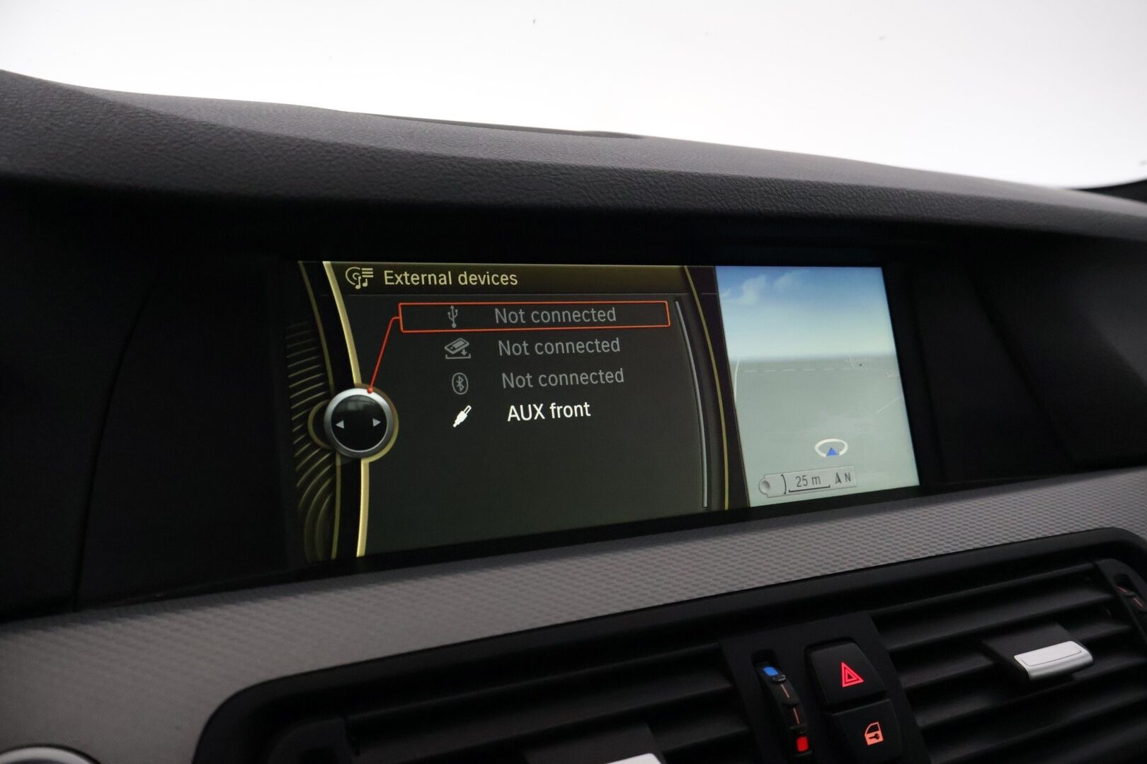 BMW 530 2011 xDrive A F11 Touring M-Sport - YritysOutlet - Myydään vain yrityksille - Todella siistikuntoinen! / BC-Racing alustasarja