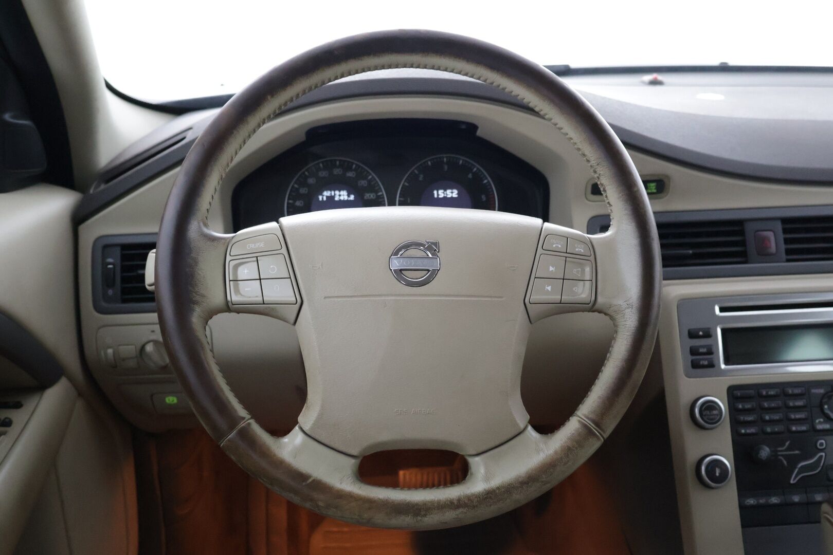 Volvo V70 2008 YritysOutlet - Myydään vain yrityksille - V70 2,4D aut - YritysOutlet - Myydään vain yrityksille | Webasto | Vetokoukku | Hihna 6/25 | Vakkari | Juuri leimattu |