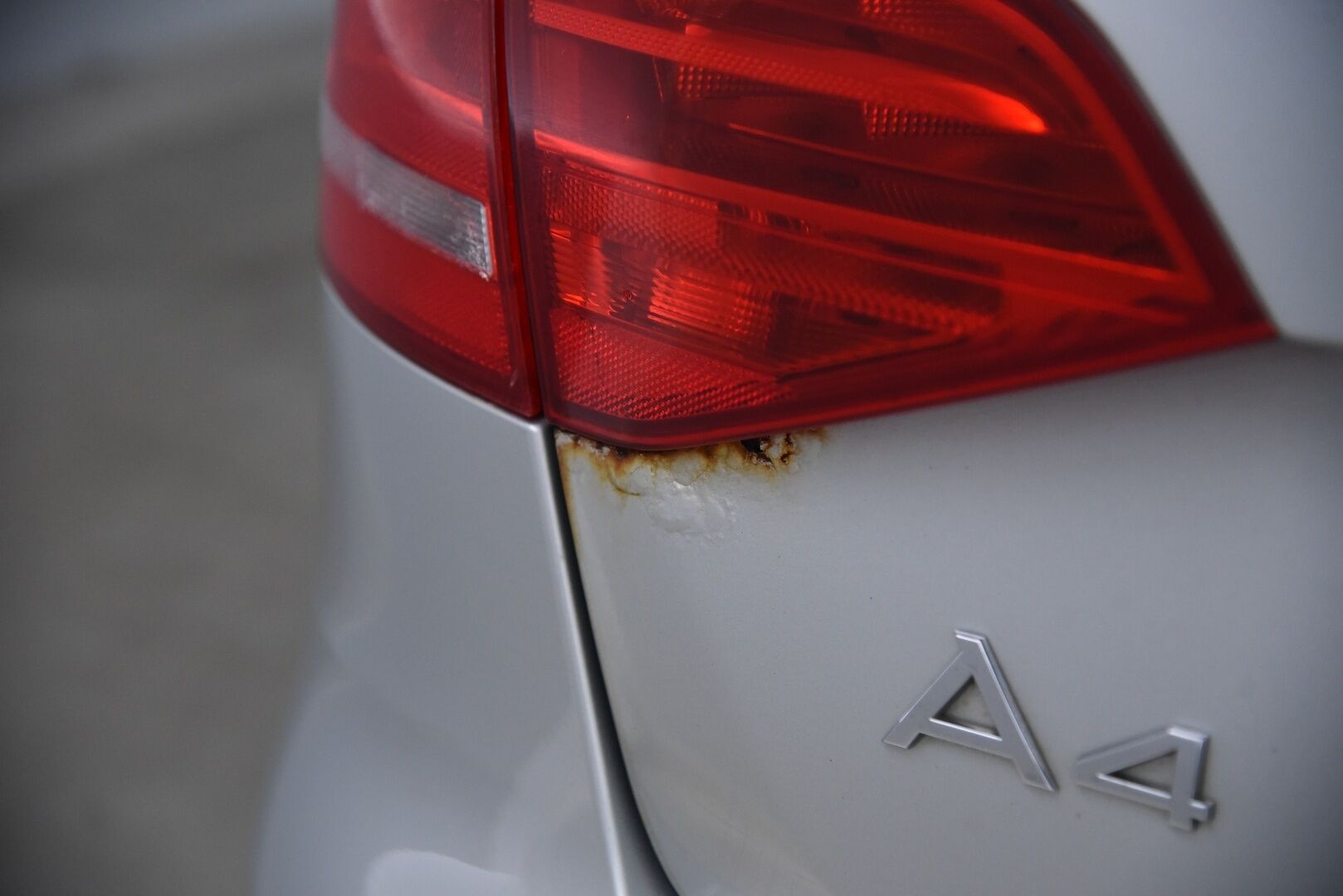 Audi A4 2009 A4 Farmari / Myydään huutokaupat.com:ssa! - Myydään vain huutokaupat.com:ssa!