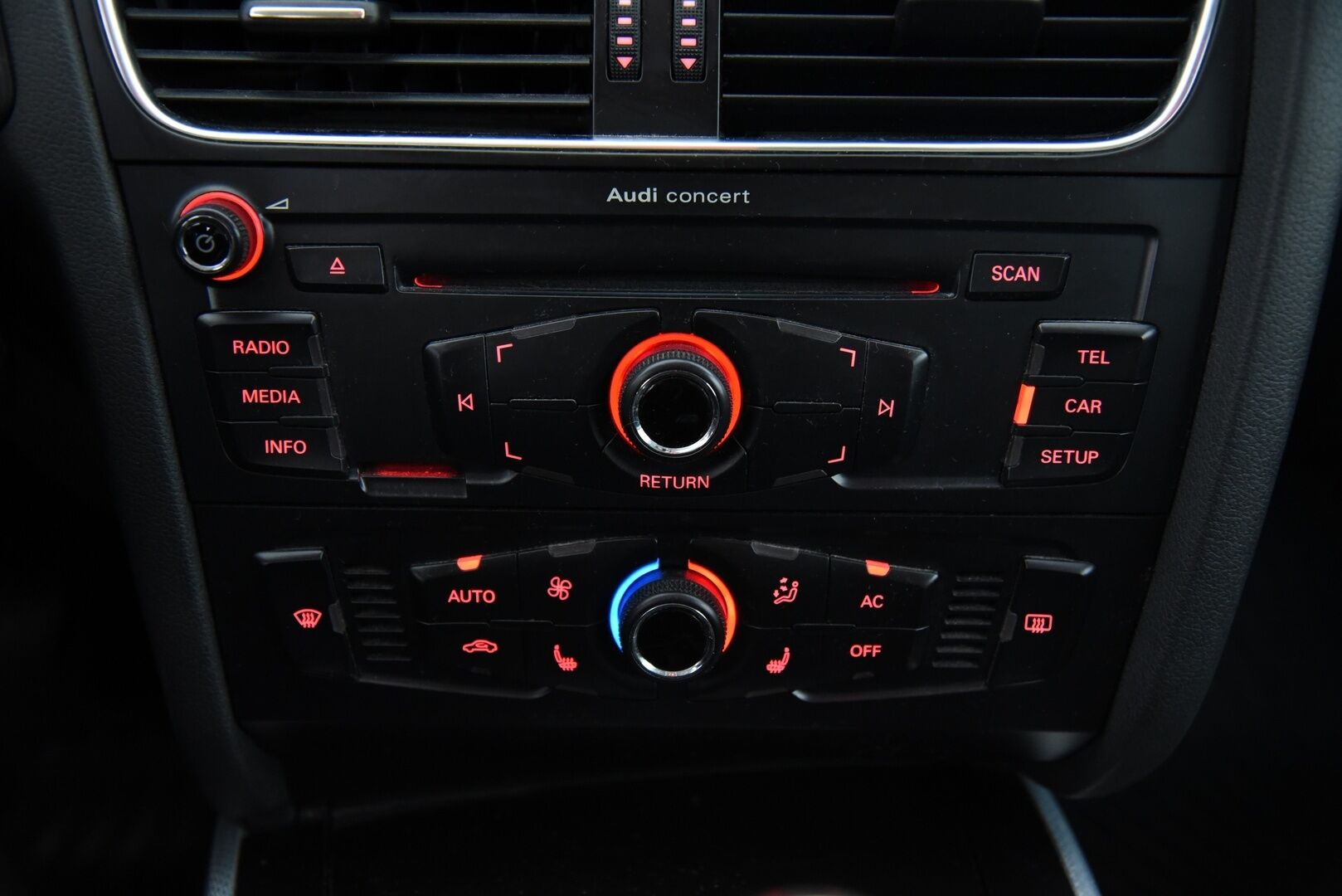 Audi A4 2009 A4 Farmari / Myydään huutokaupat.com:ssa! - Myydään vain huutokaupat.com:ssa!
