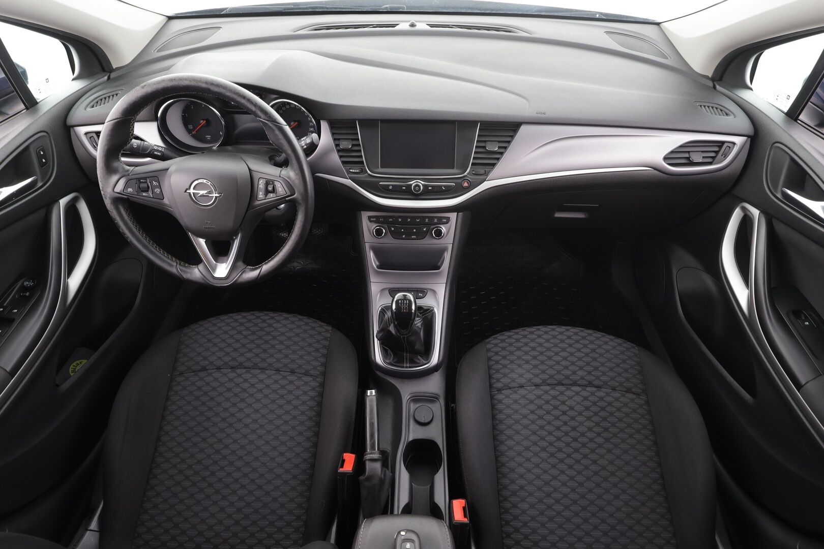 Opel Astra 2017 Sports Tourer Enjoy 1,6 CDTI ecoFLEX Start/Stop 81kW MT6 * Webasto / Vakkari / P.tutkat / 2xRenkaat * - Suomi-auto 