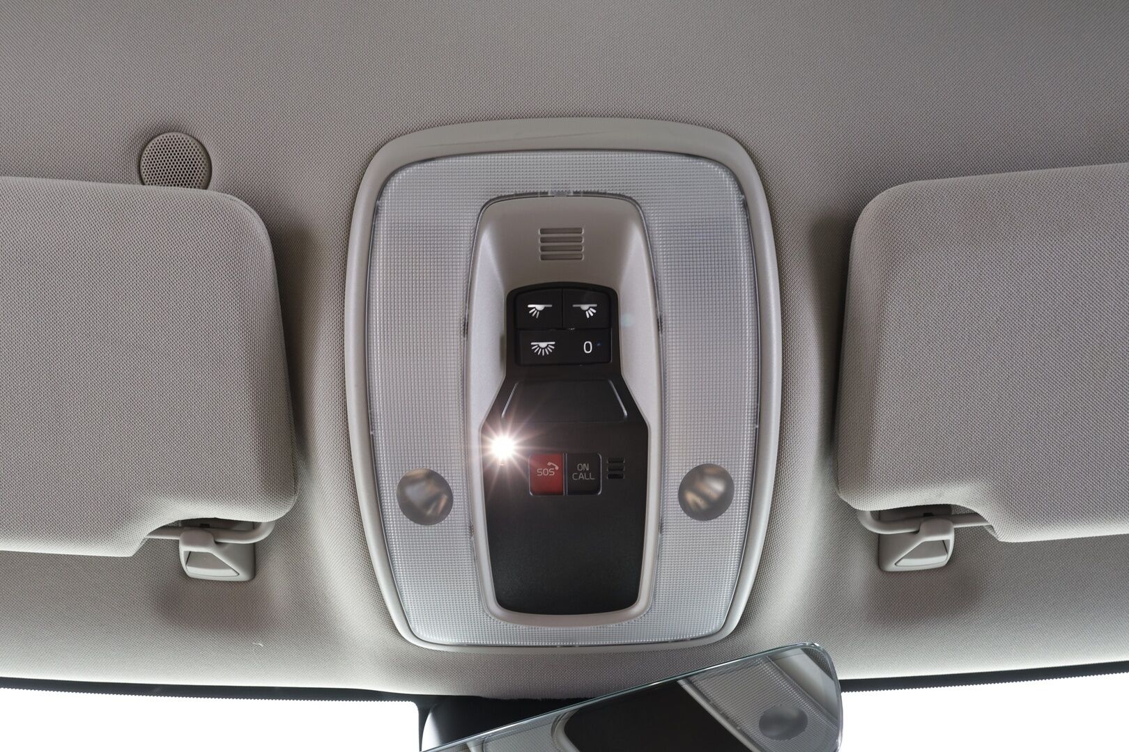 Volvo V60 2017 T3 Classic Summum aut - | Webasto | Muistipenkki | Nahkaverhoilu | Akt. xenon | Digimittari | Keyless | High Performance Audio | Navi | BT | Merkkihuollot | 2x renkaat aluin | 