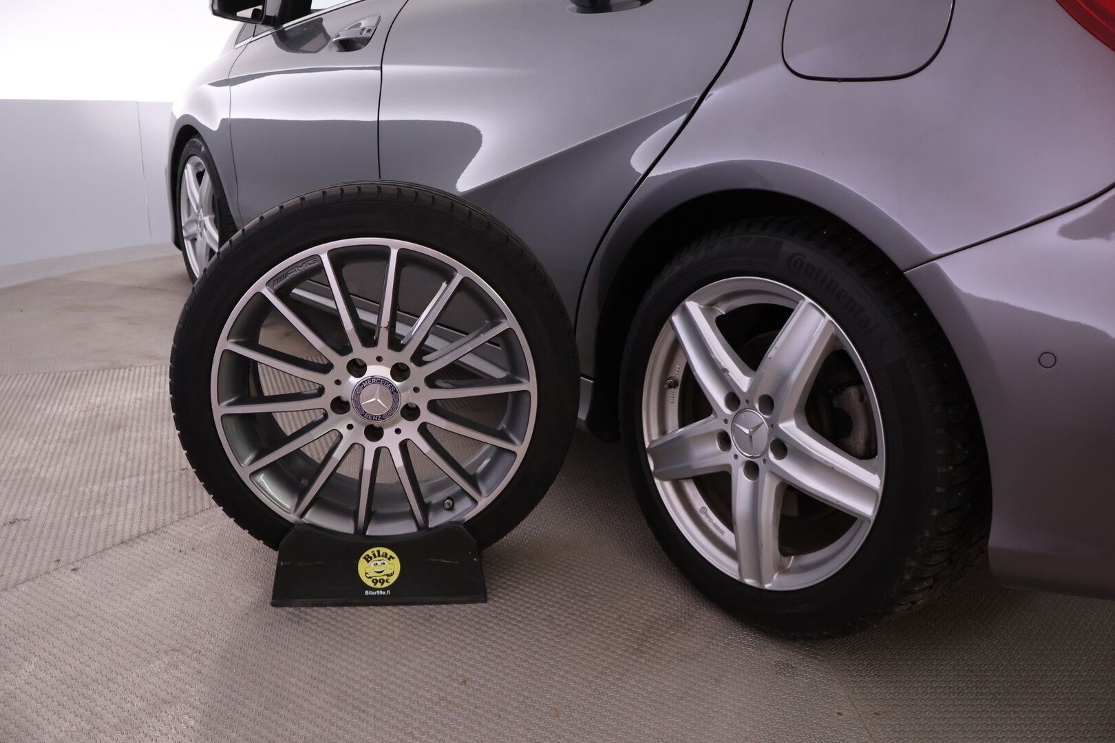 Mercedes-Benz B 2015 B 250 Farmari (AC) 5ov 1991cm3 A - Webasto / Panorama / kahdet renkaat / Koukku