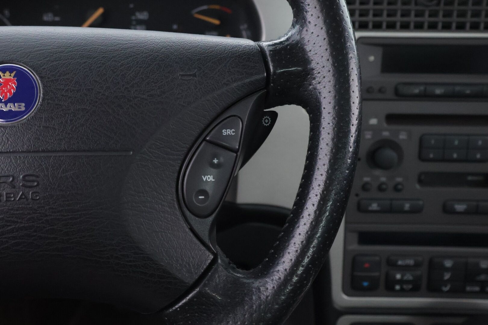 Saab 9-5 2004 Aero - YritysOutlet - Myydään vain yrityksille - – Tämä auto myydään YritysOutlet -valikoimasta vain yritykselle