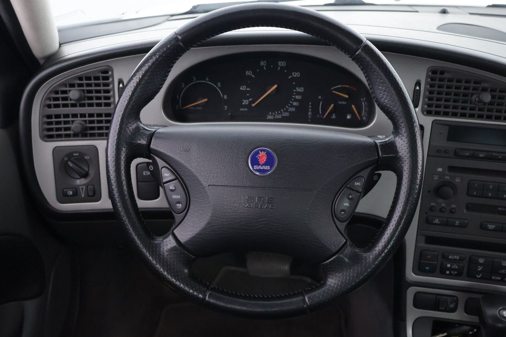 Saab 9-5 2004 Aero - YritysOutlet - Myydään vain yrityksille - – Tämä auto myydään YritysOutlet -valikoimasta vain yritykselle