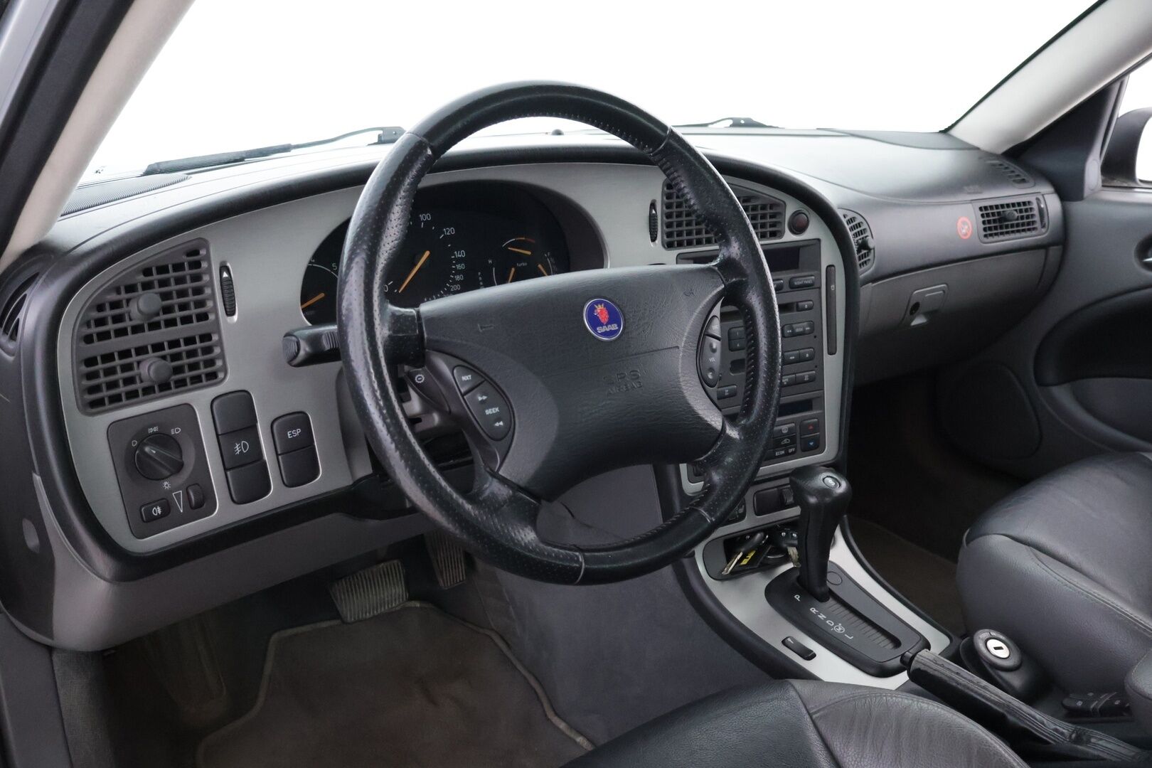 Saab 9-5 2004 Aero - YritysOutlet - Myydään vain yrityksille - – Tämä auto myydään YritysOutlet -valikoimasta vain yritykselle