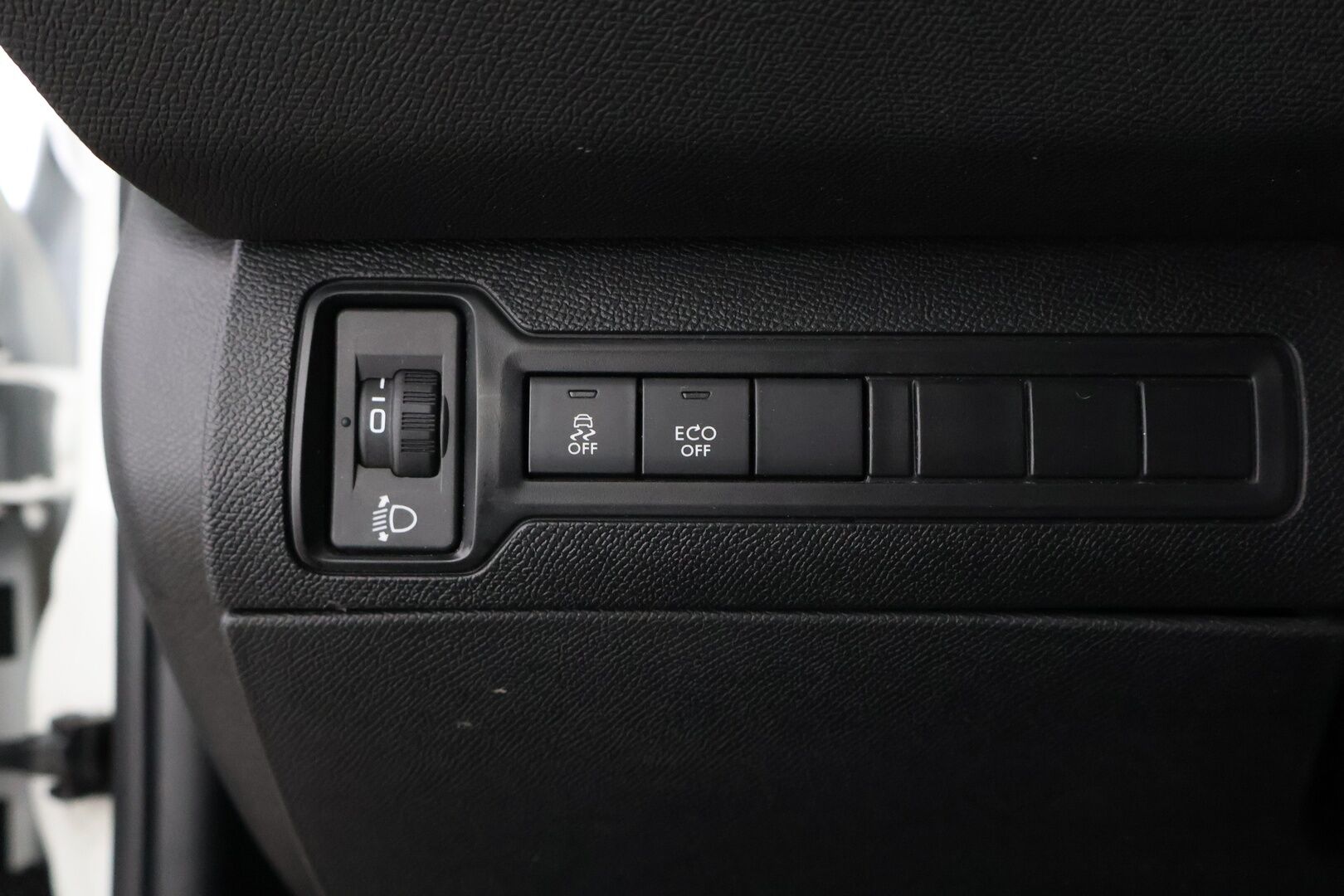 Peugeot 308 2015 SW Active PureTech 130 * Suomiauto / Lohko & Sisäpistoke / Vakkari / Aut.Ilmastointi / 2x Renkaat! - 2x Renkaat / Jakopää tehty!