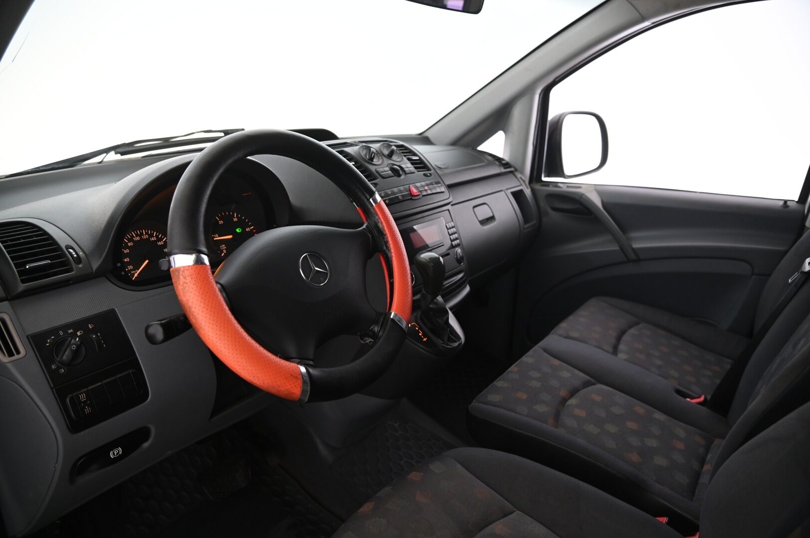 Mercedes-Benz Vito 2007 115 CDI 4x4 - P-kamera | Penkinlämmittimet | Juuri katsastettu