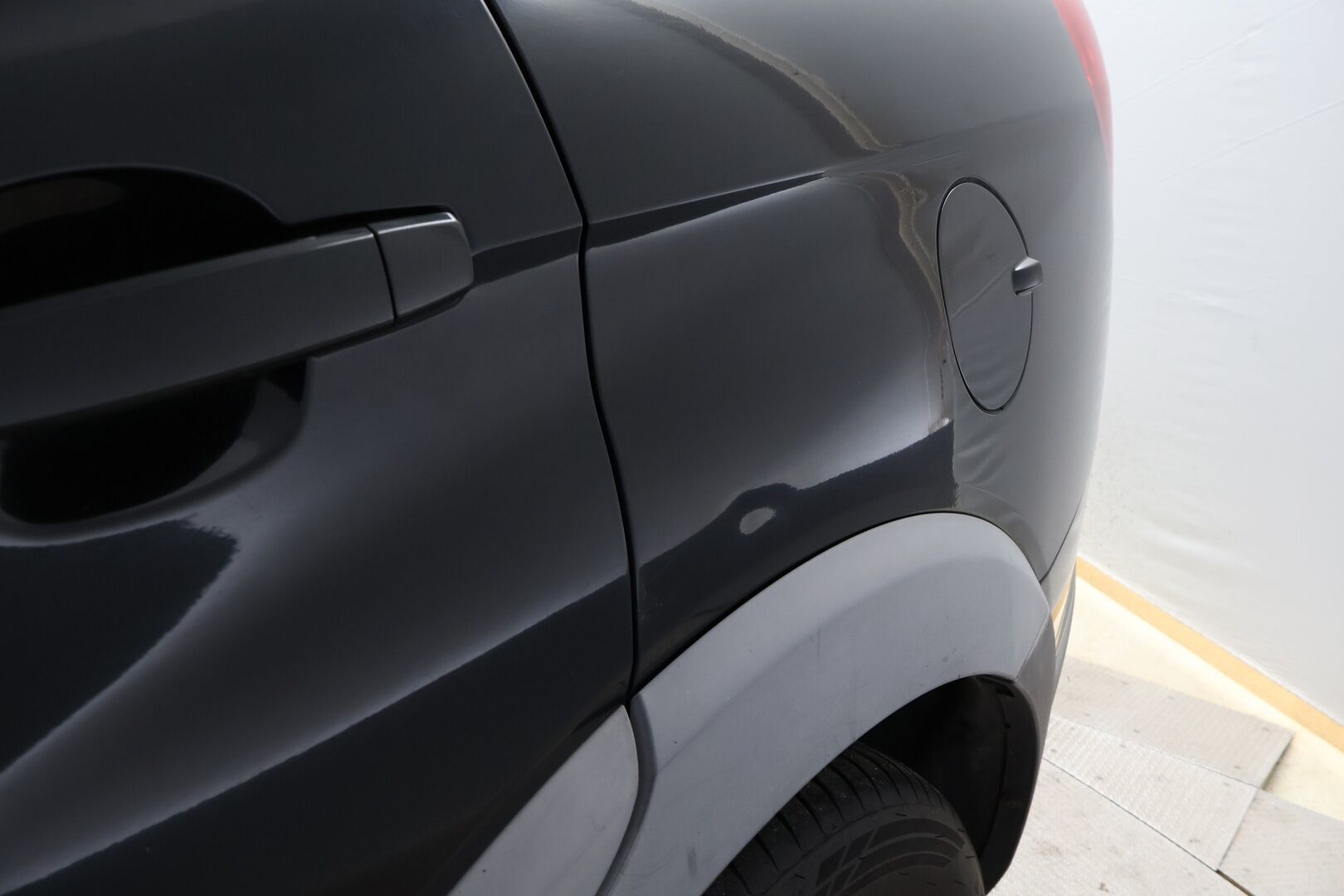 Chevrolet Captiva 2007 – Tämä auto myydään YritysOutlet -valikoimasta vain yritykselle - – Tämä auto myydään YritysOutlet -valikoimasta vain yritykselle - Osta nyt, maksa vasta ensi vuonna