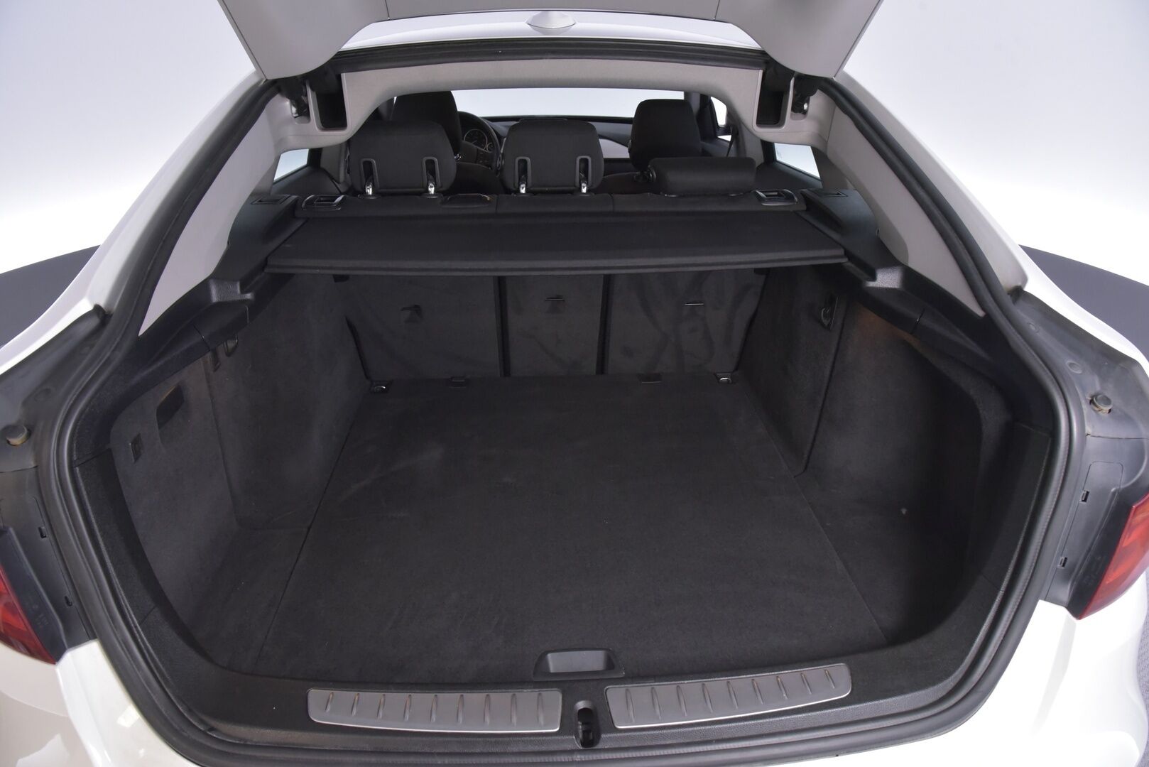 BMW 320 Gran Turismo 2015 F34 20d TwinPower Turbo A Limited xDrive Edition *Koukku / Vakkari / Xenon / Sähkökontti* - Tulossa myyntiin! - HULLUT AVAJAISHULINAT KORKOTARJOUS 3,29 %